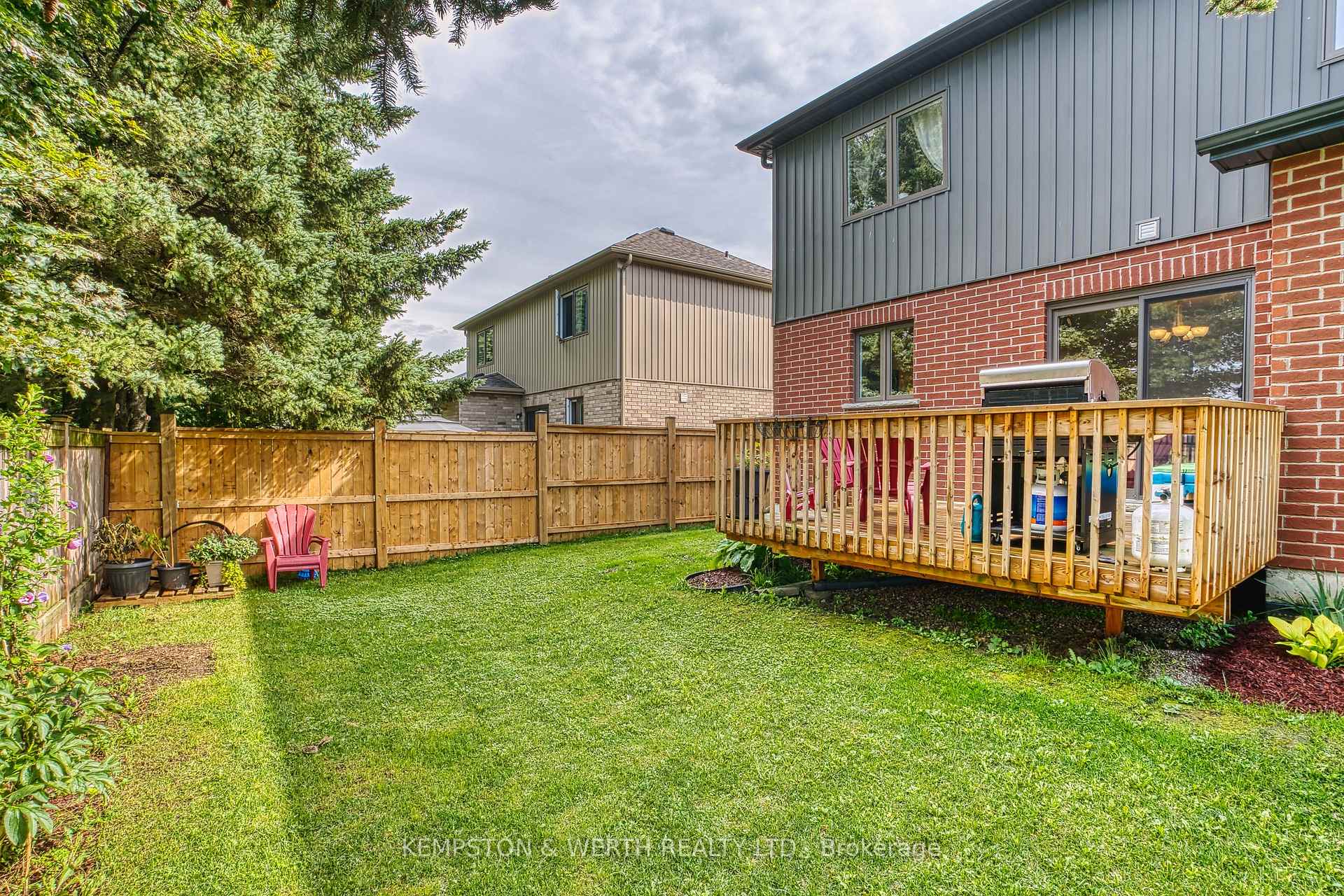 Photo 27 of 885 Binning Street W, North Perth, Listowel — HOMEH