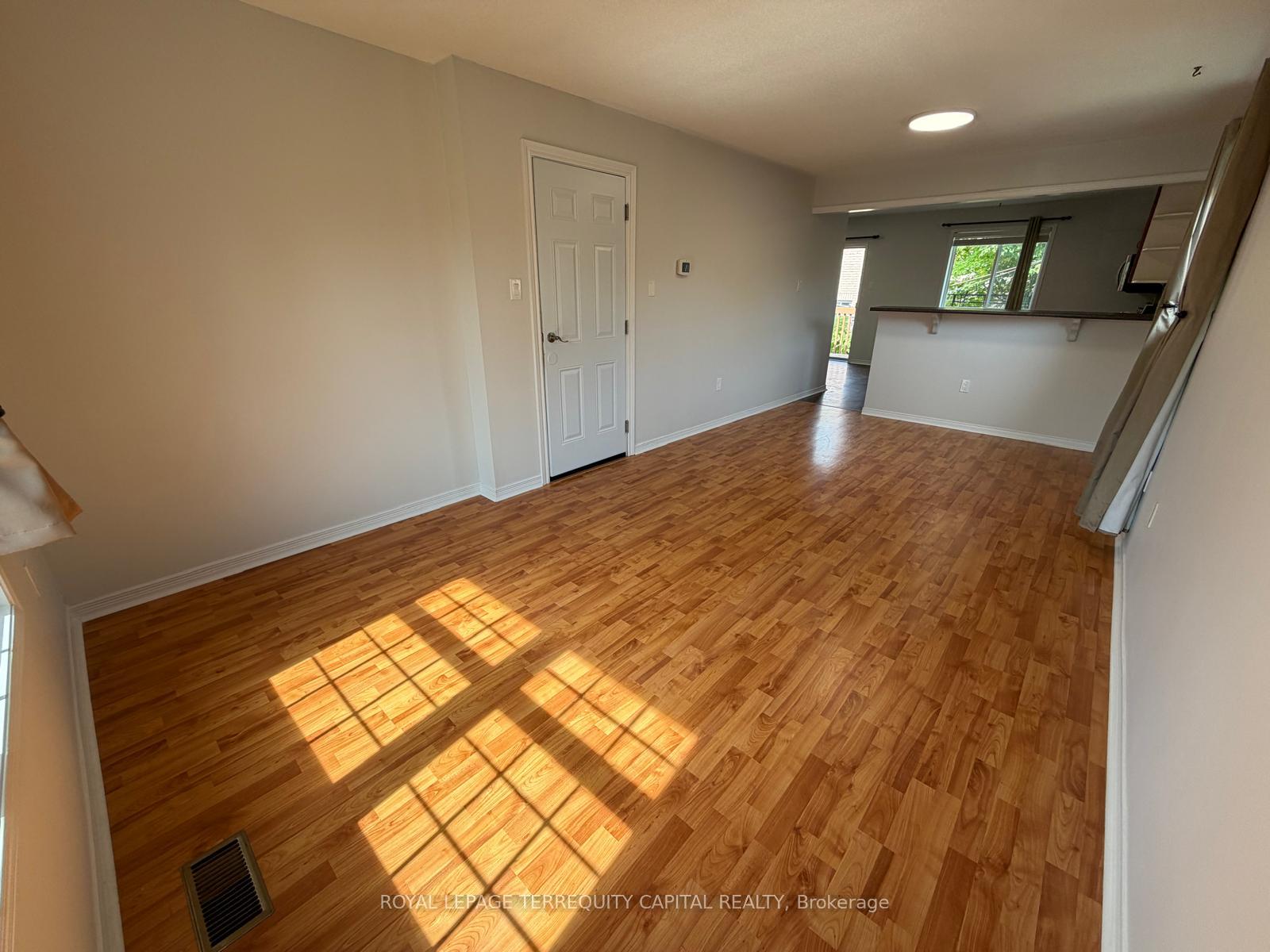 Photo 3 of Unit Upper, 79 Chalmers Drive, Barrie, Painswick South — HOMEH