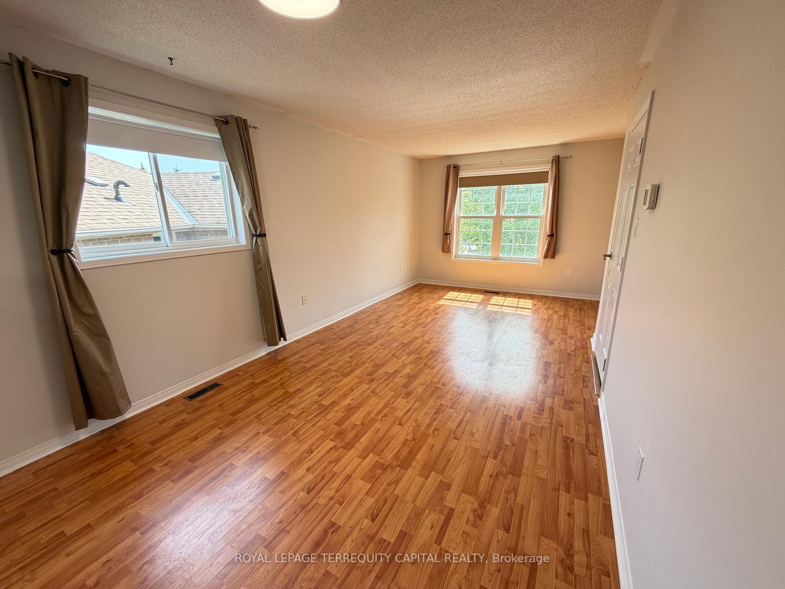 Photo 4 of Unit Upper, 79 Chalmers Drive, Barrie, Painswick South — HOMEH