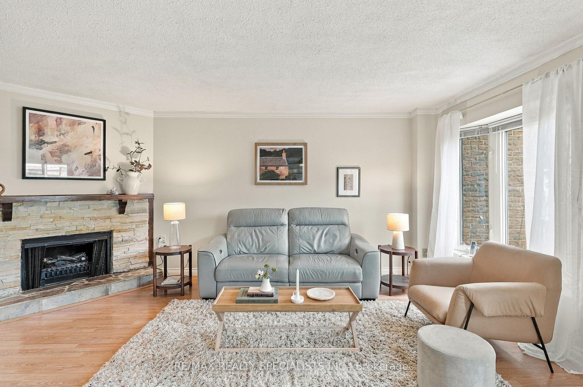 Photo 6 of 93 Burlington Street, Etobicoke, Mimico — HOMEH
