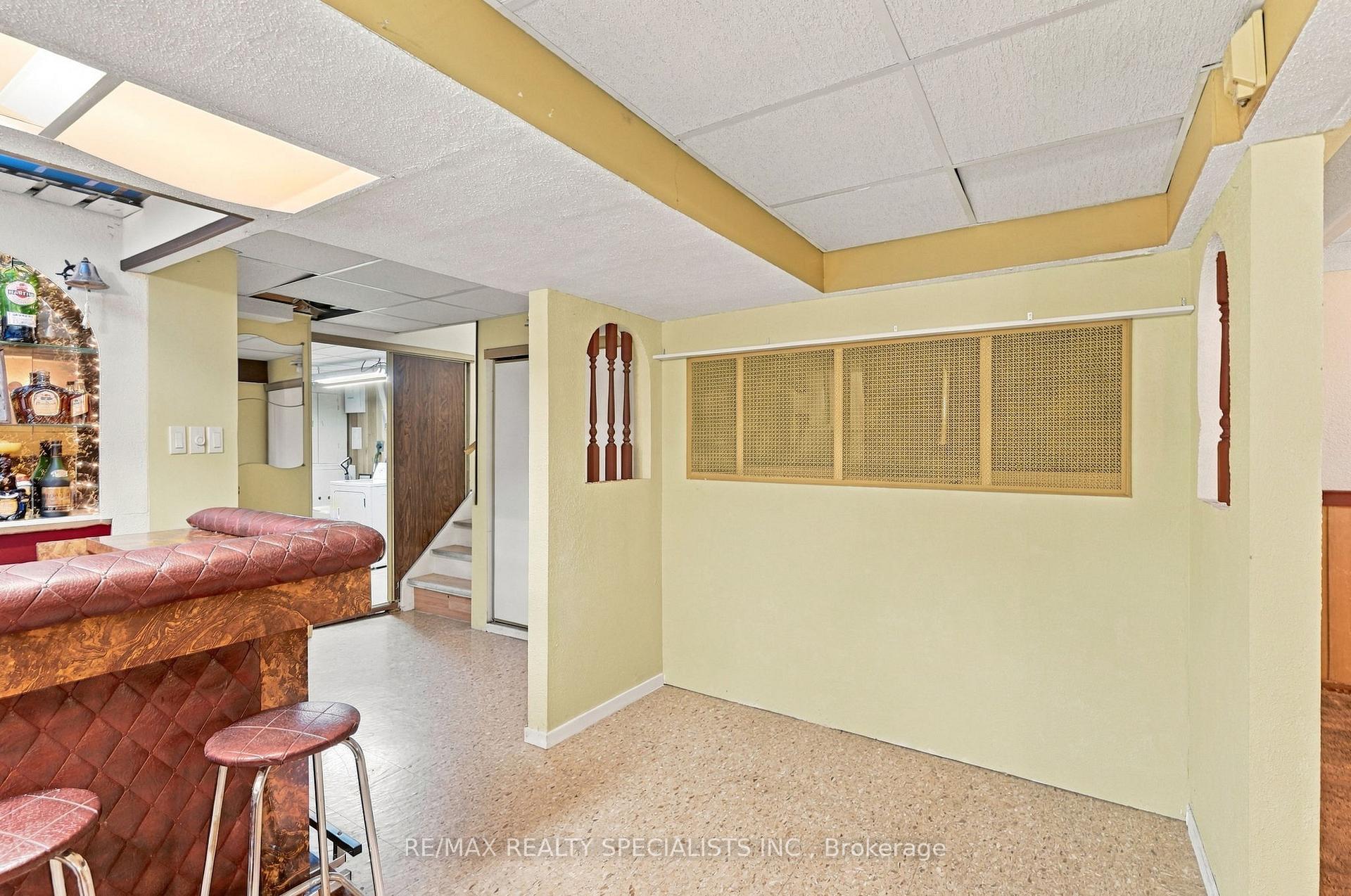 Photo 35 of 93 Burlington Street, Etobicoke, Mimico — HOMEH