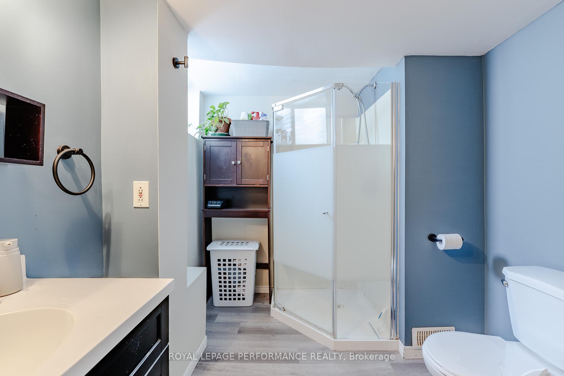 Photo 25 of 3301 Ross Avenue, Cornwall, Cornwall — HOMEH