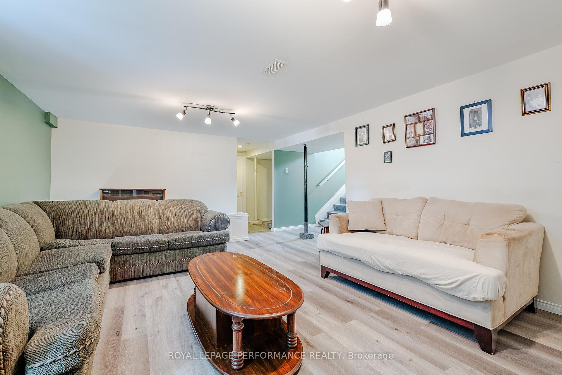 Photo 33 of 3301 Ross Avenue, Cornwall, Cornwall — HOMEH