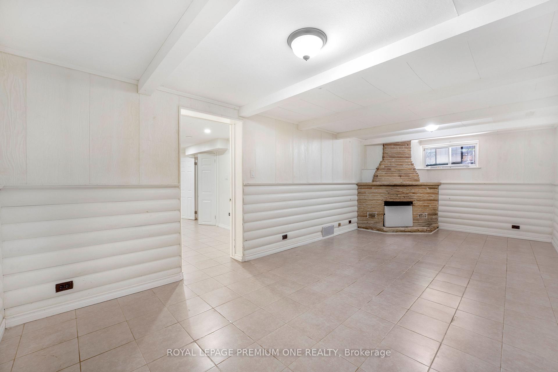 Photo 11 of Unit LOWER LEVEL, 139 Mckee Avenue, North York, Willowdale East — HOMEH