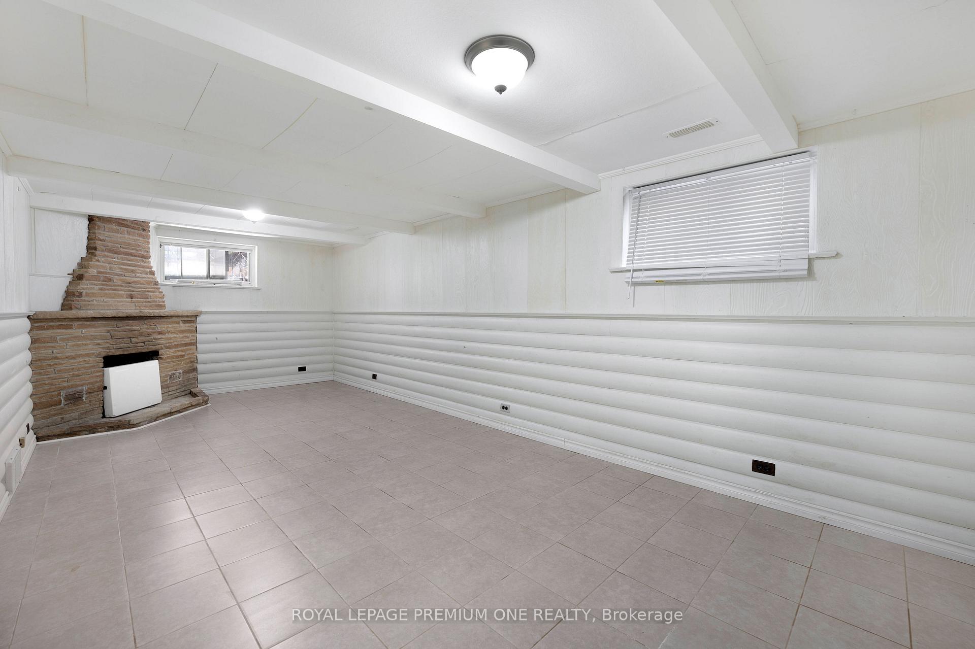 Photo 12 of Unit LOWER LEVEL, 139 Mckee Avenue, North York, Willowdale East — HOMEH