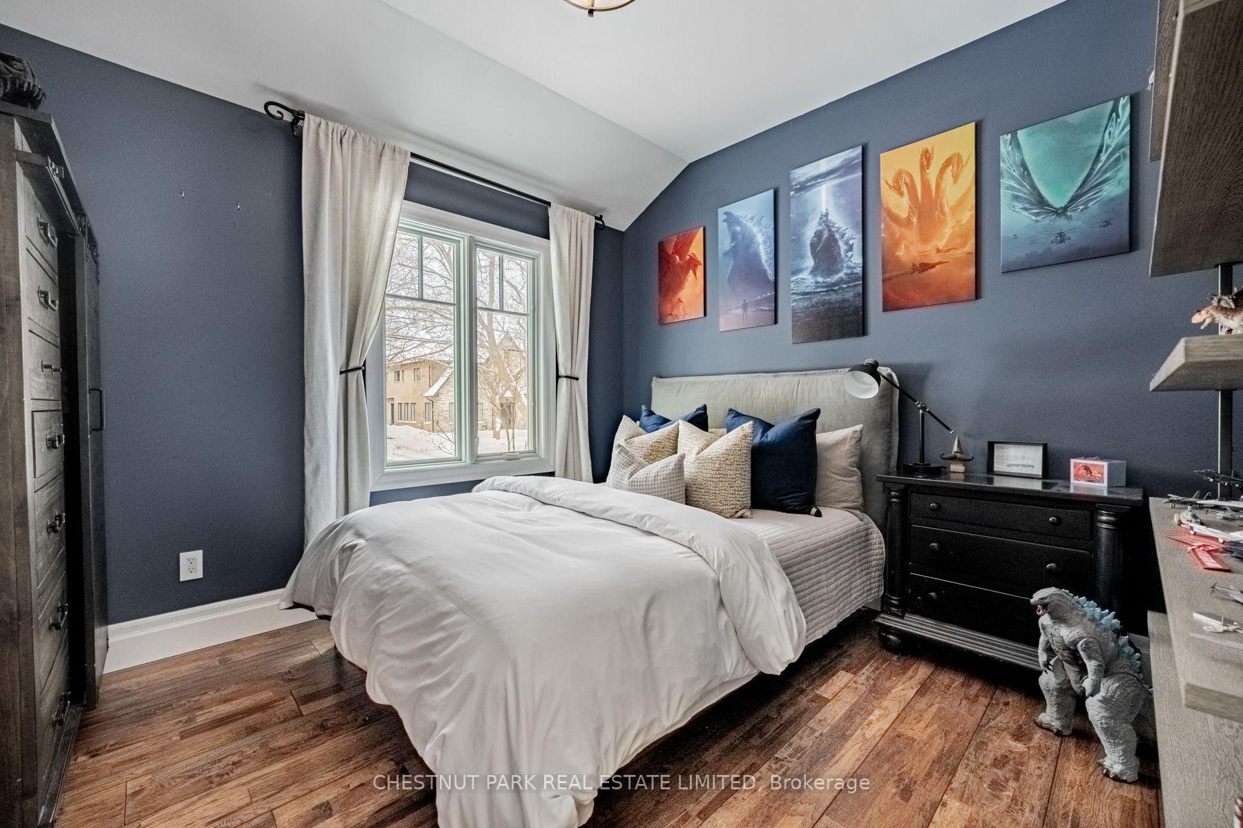 Photo 24 of 4380 Spruce Avenue, Burlington, Shoreacres — HOMEH