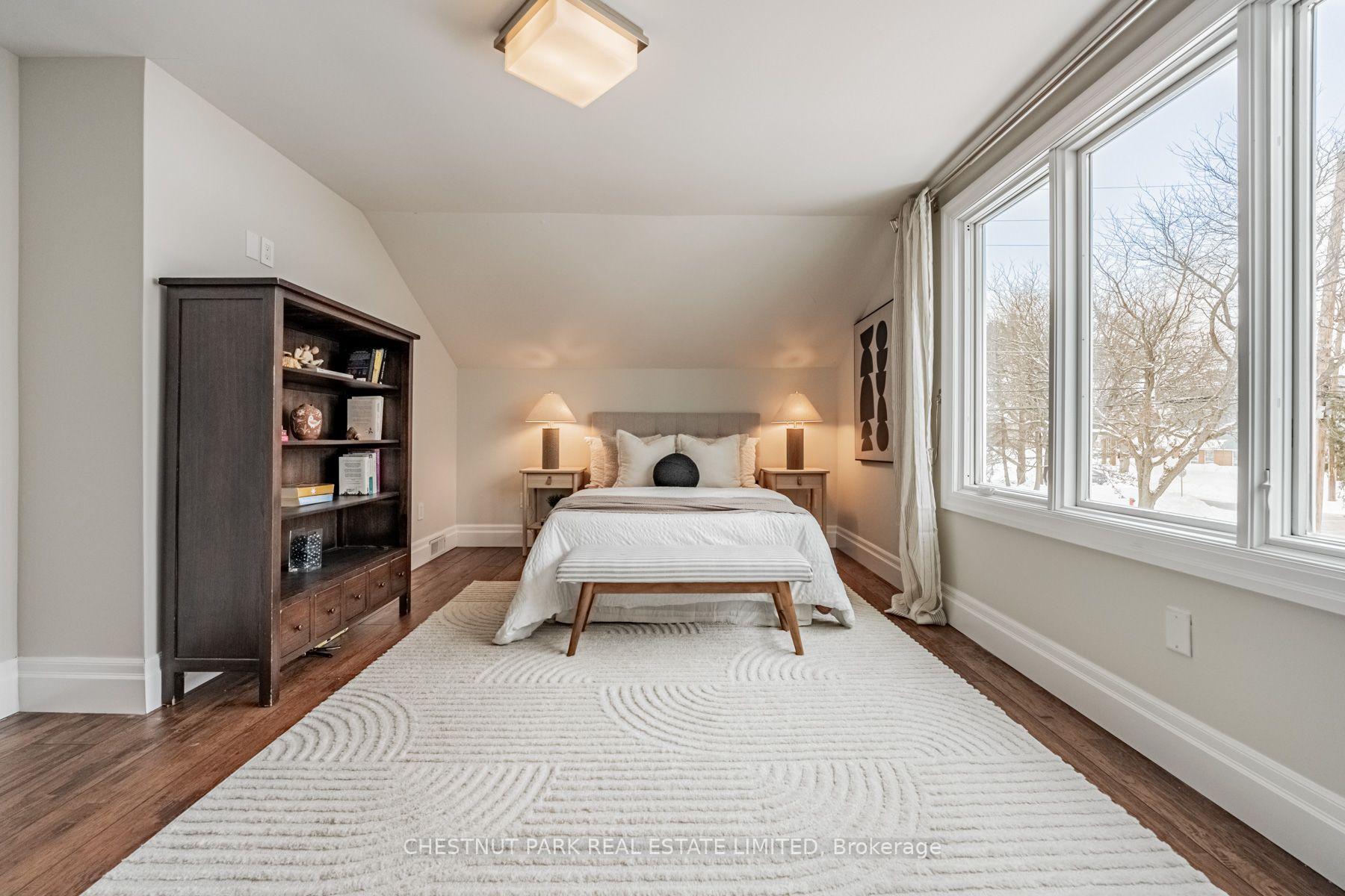 Photo 25 of 4380 Spruce Avenue, Burlington, Shoreacres — HOMEH
