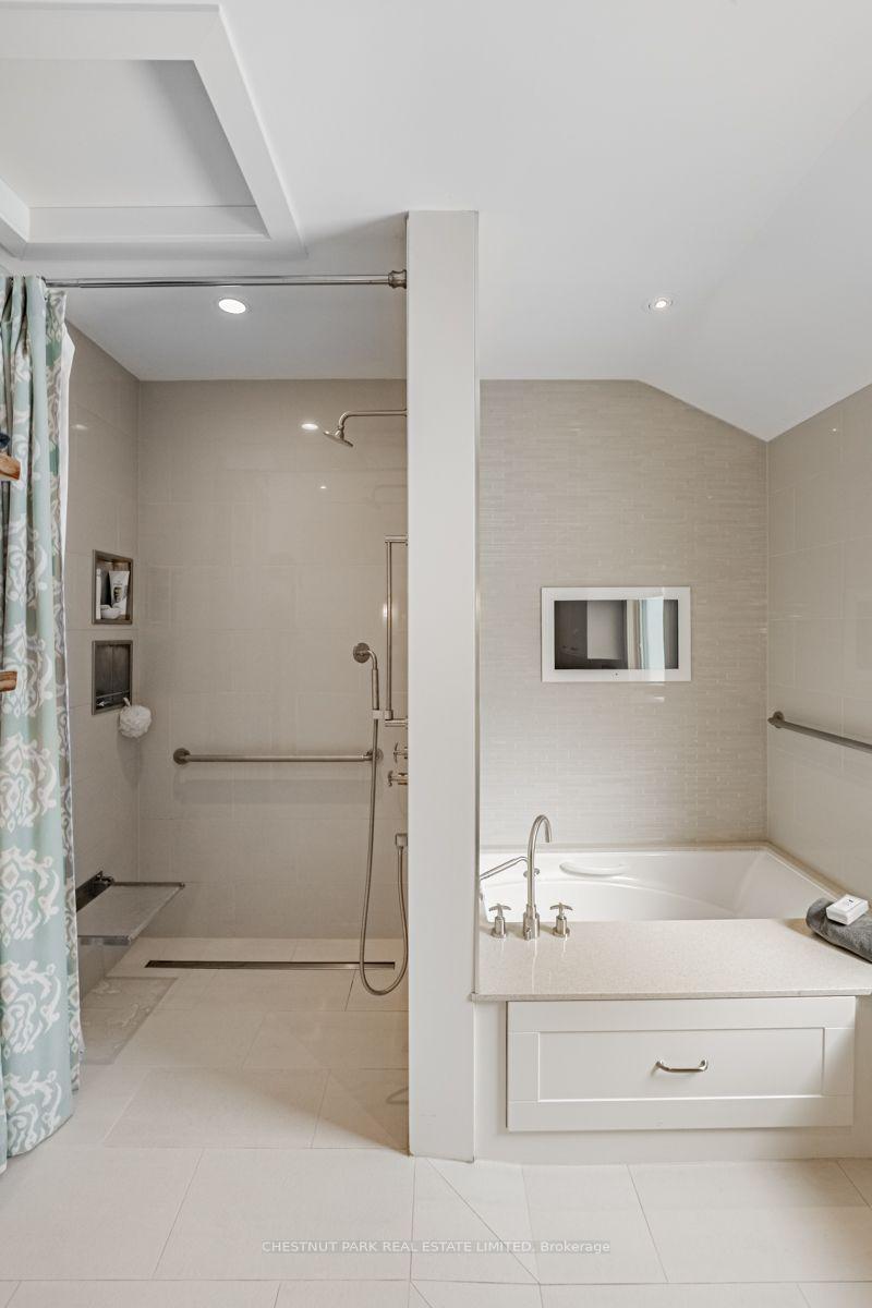 Photo 29 of 4380 Spruce Avenue, Burlington, Shoreacres — HOMEH