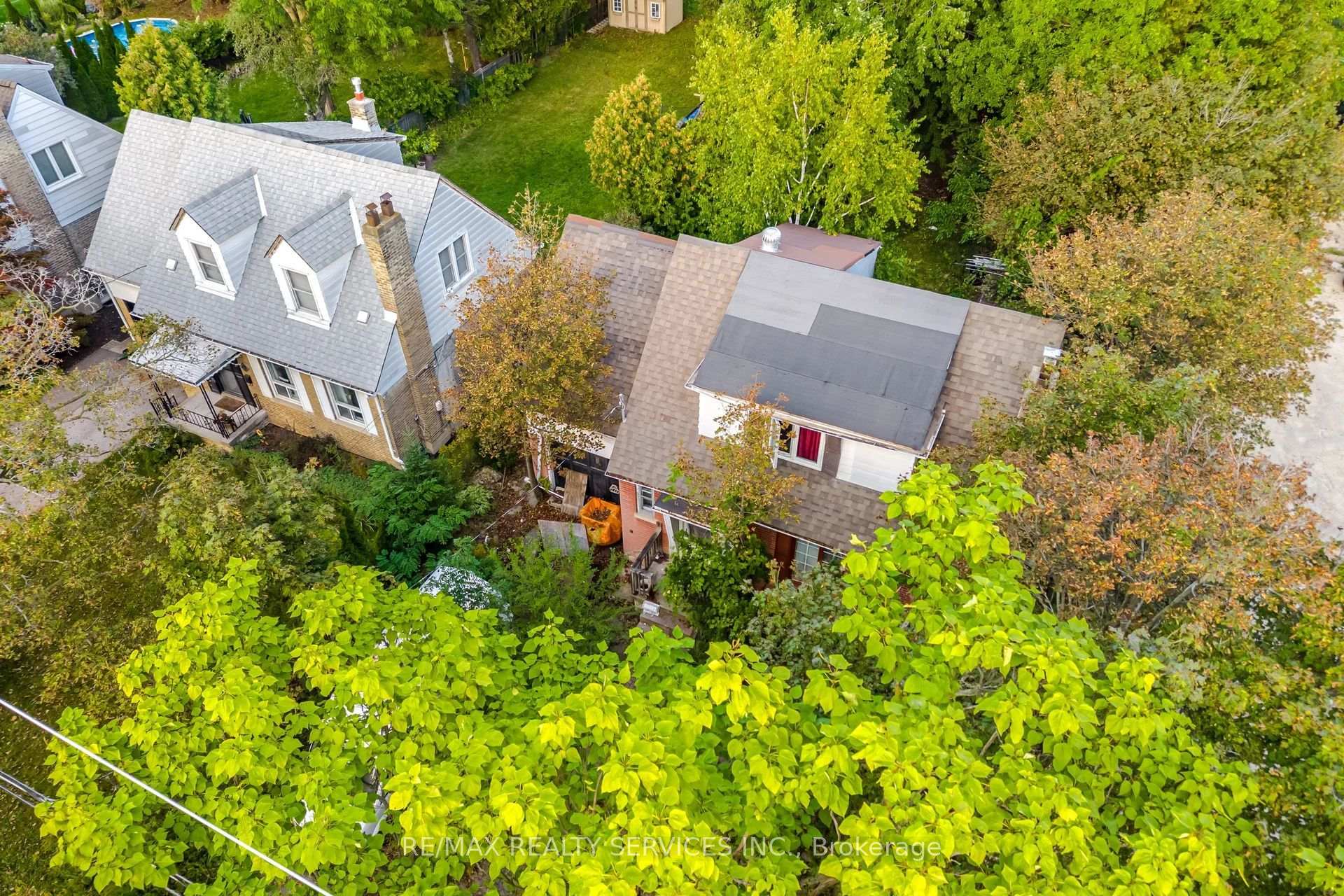 Photo 8 of 7 Ashbourne Drive, Etobicoke, Islington-City Centre West — HOMEH