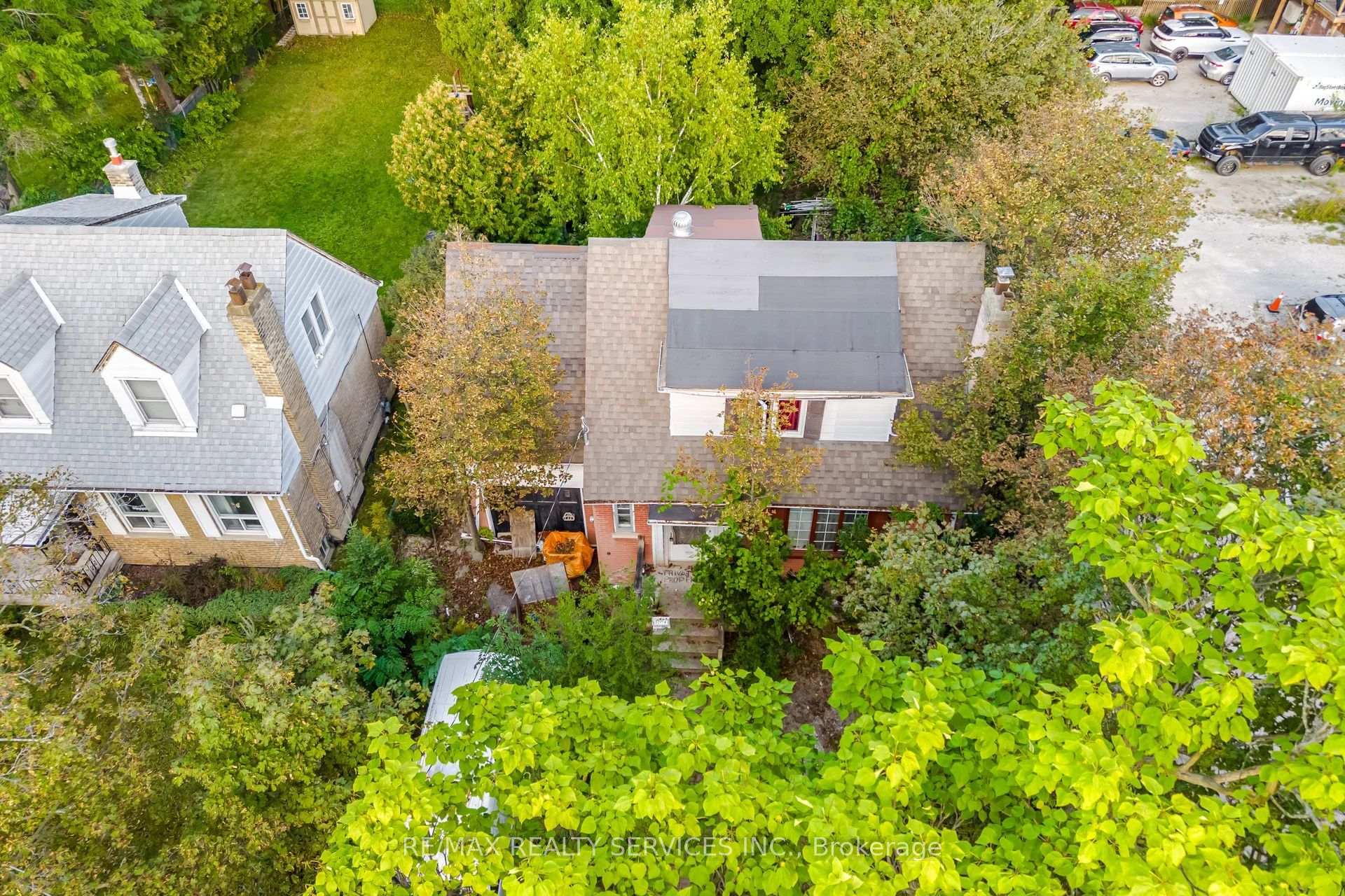 Photo 9 of 7 Ashbourne Drive, Etobicoke, Islington-City Centre West — HOMEH