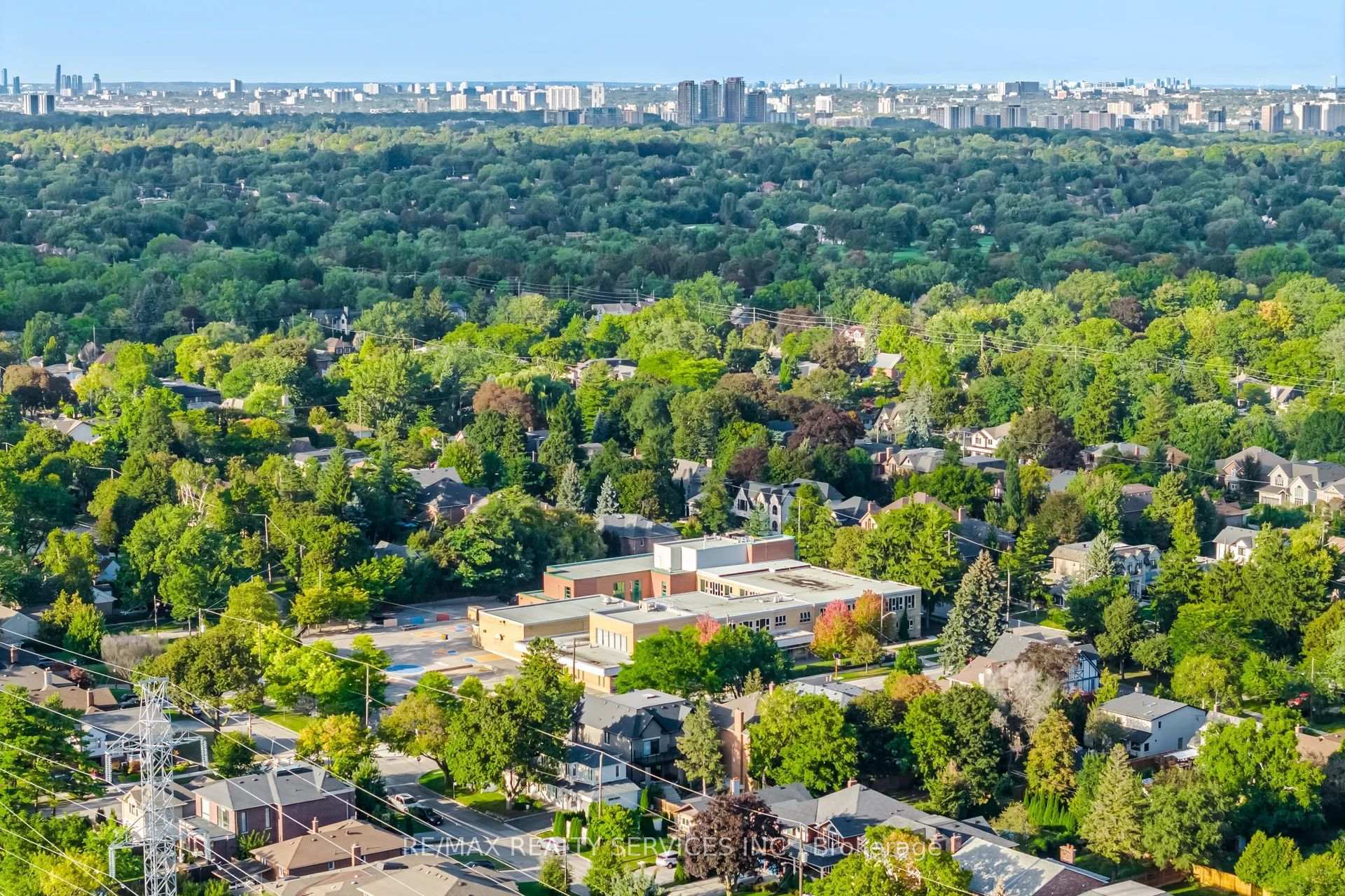 Photo 29 of 7 Ashbourne Drive, Etobicoke, Islington-City Centre West — HOMEH