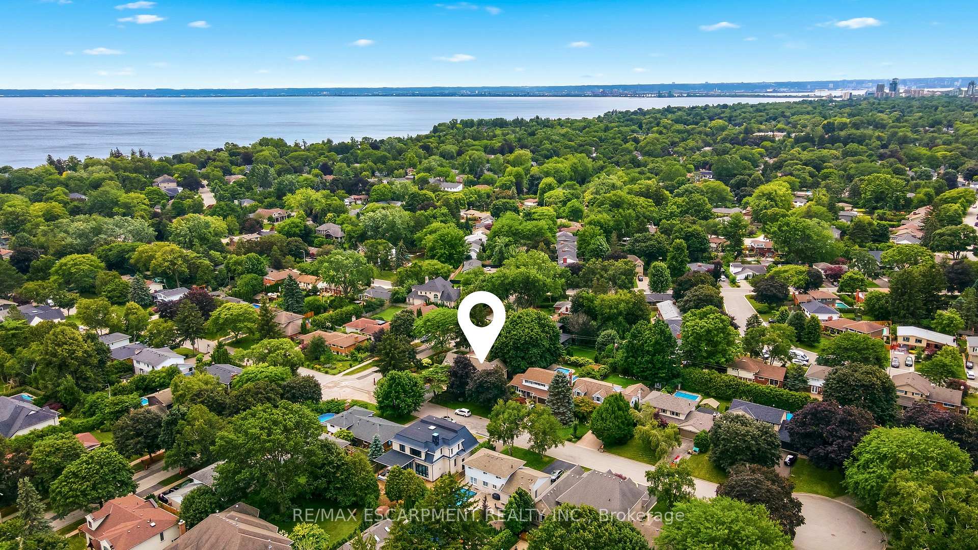 Photo 50 of 330 Camelot Court, Burlington, Shoreacres — HOMEH