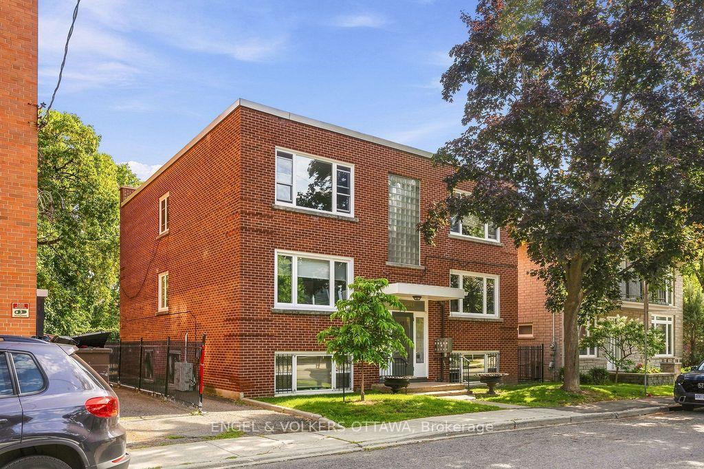 Photo 6 of Unit 4, 117 Macdonald Street, Ottawa, Ottawa Centre/Golden Triangle — HOMEH