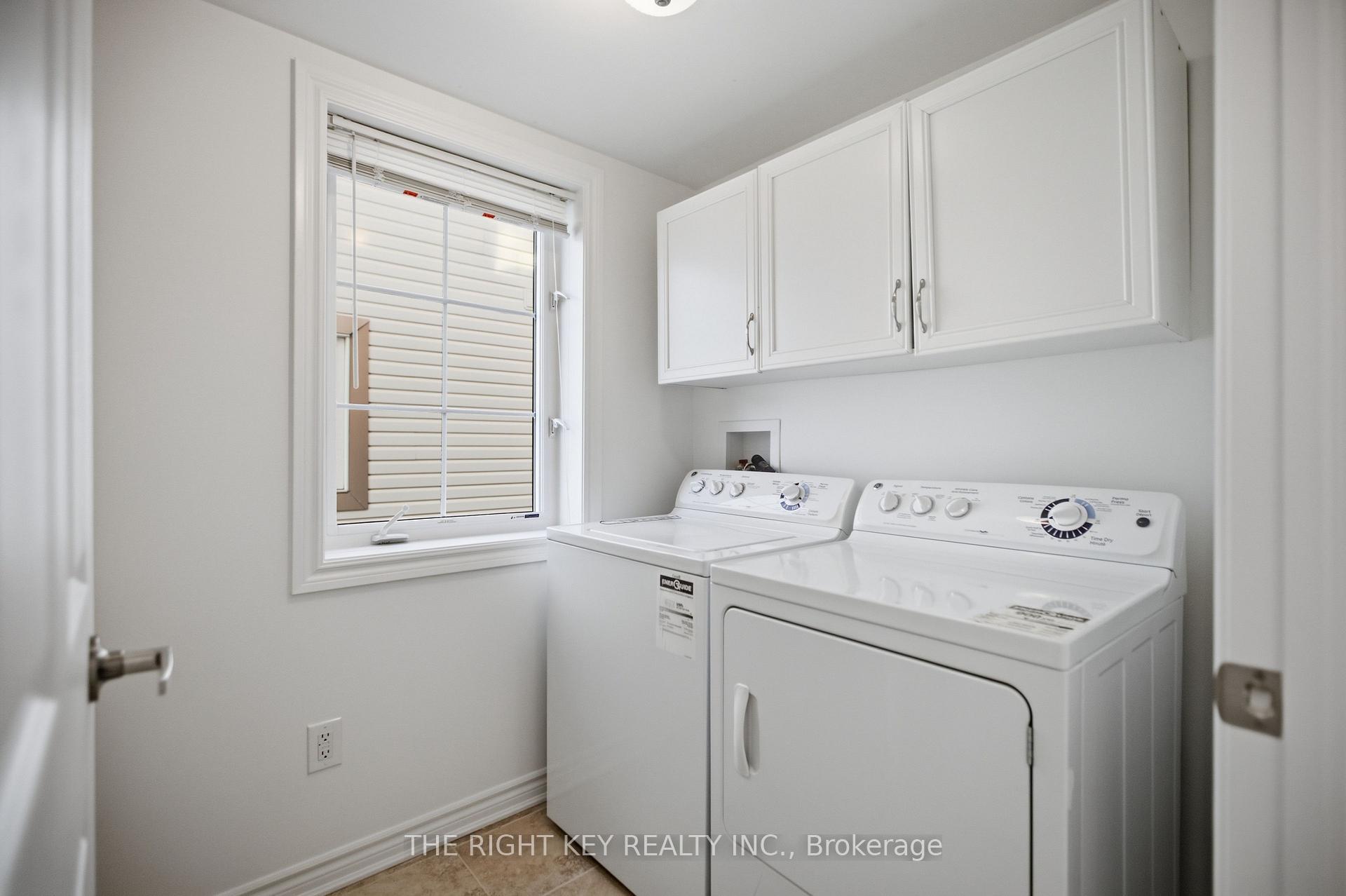 Photo 7 of 639 Bluegill Avenue, Ottawa, Barrhaven - Half Moon Bay — HOMEH