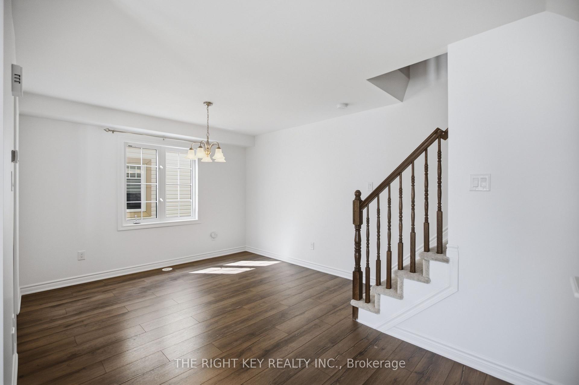 Photo 9 of 639 Bluegill Avenue, Ottawa, Barrhaven - Half Moon Bay — HOMEH
