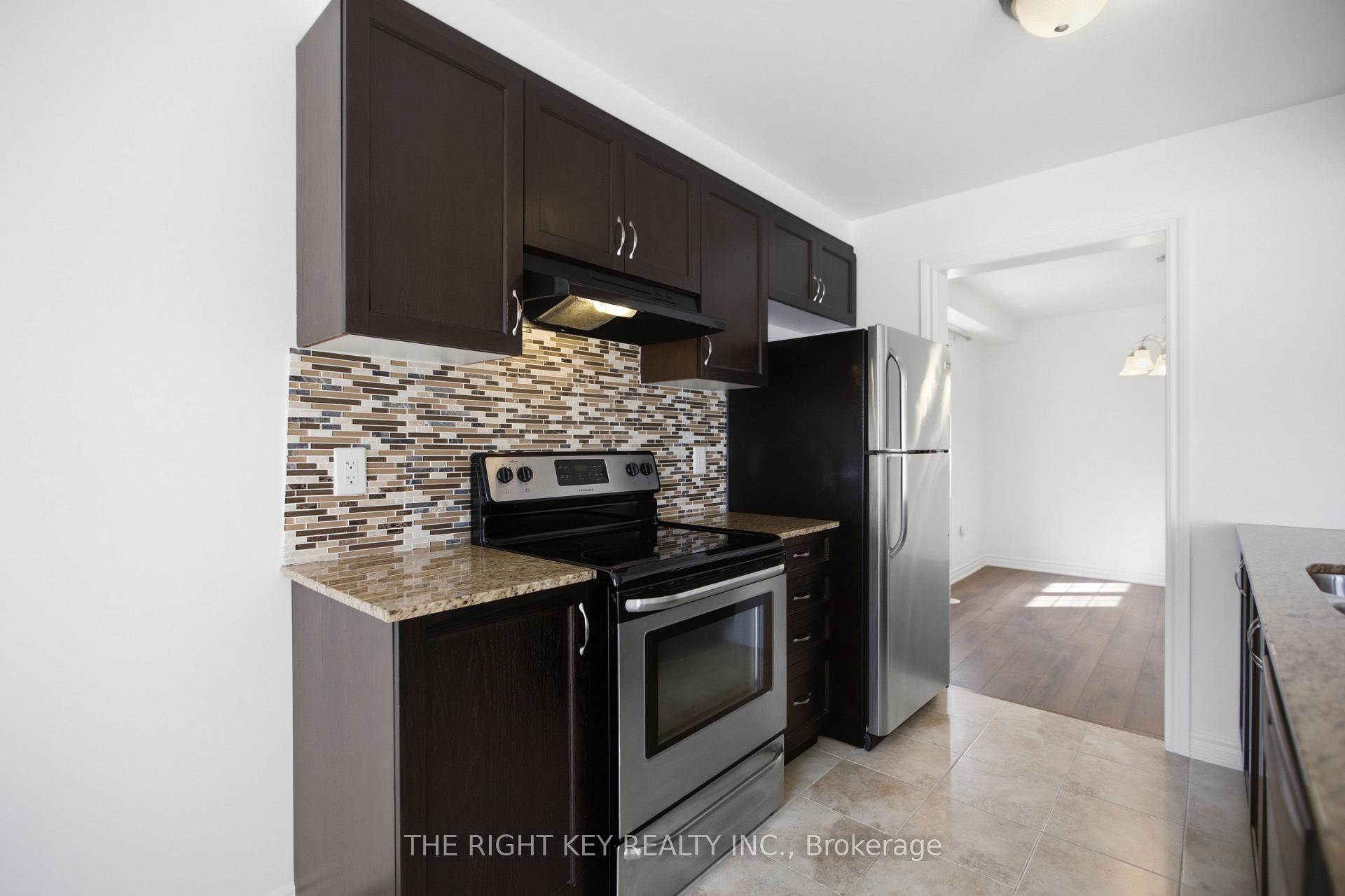 Photo 15 of 639 Bluegill Avenue, Ottawa, Barrhaven - Half Moon Bay — HOMEH