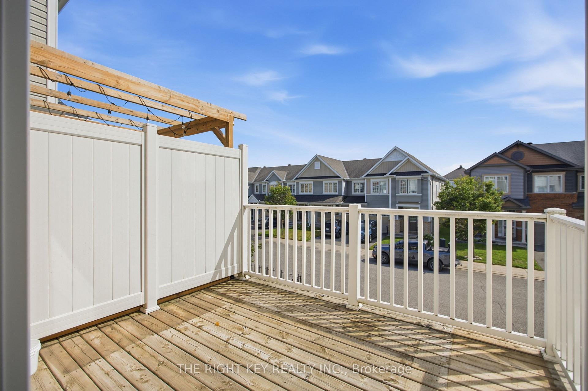 Photo 18 of 639 Bluegill Avenue, Ottawa, Barrhaven - Half Moon Bay — HOMEH