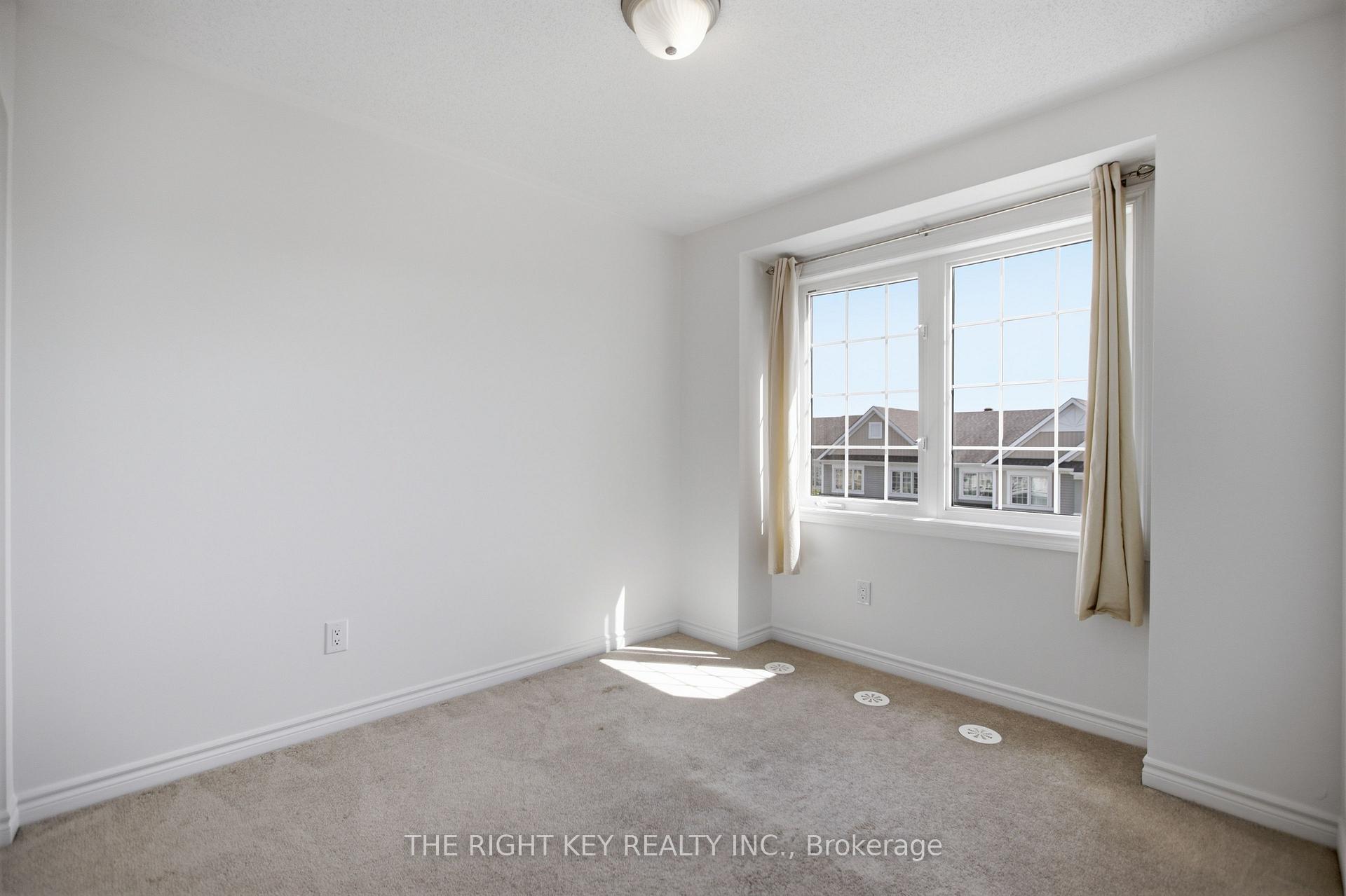 Photo 22 of 639 Bluegill Avenue, Ottawa, Barrhaven - Half Moon Bay — HOMEH