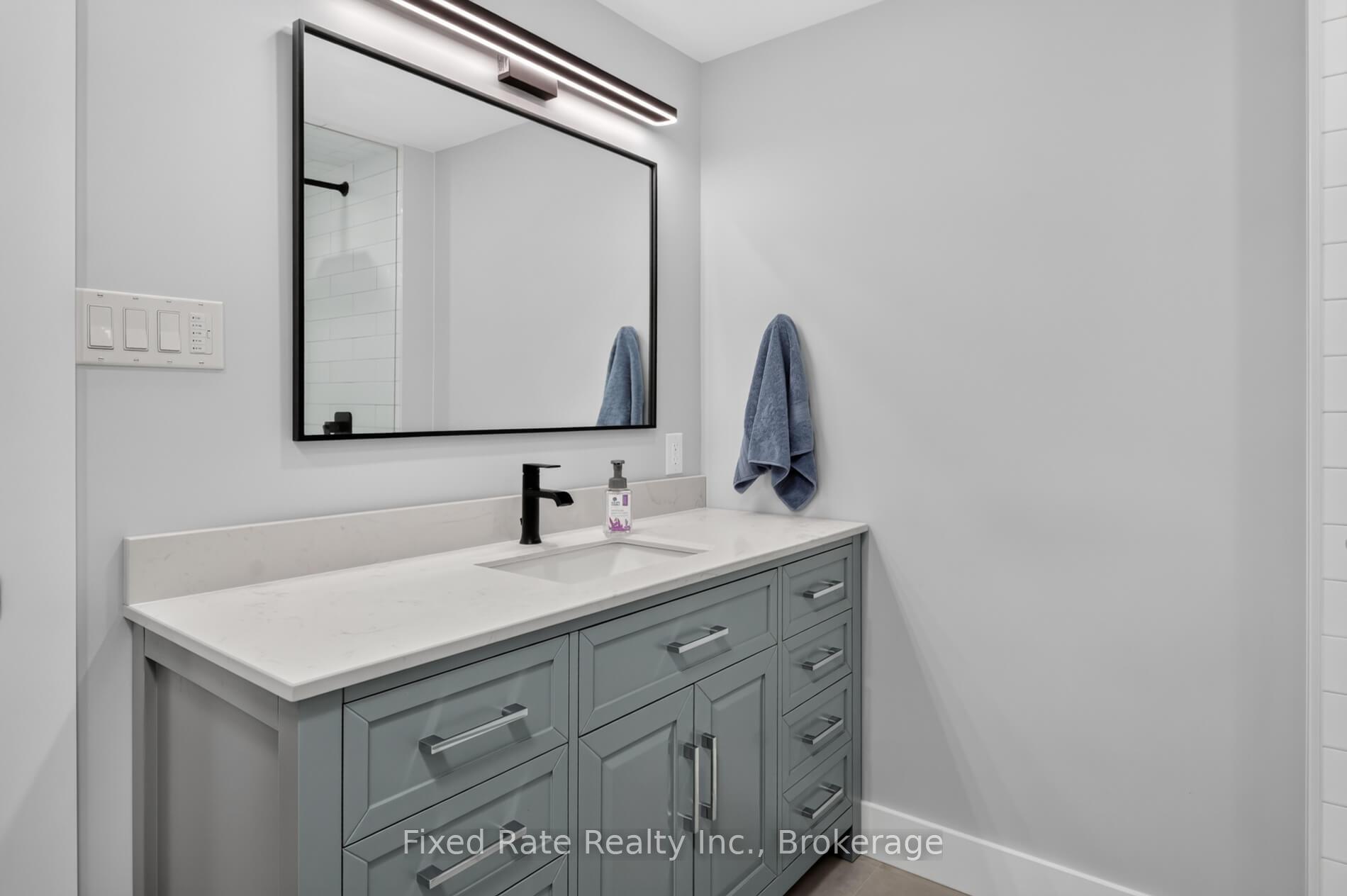 Photo 16 of 66 Holmes Drive, Caledon, Mono Mills — HOMEH
