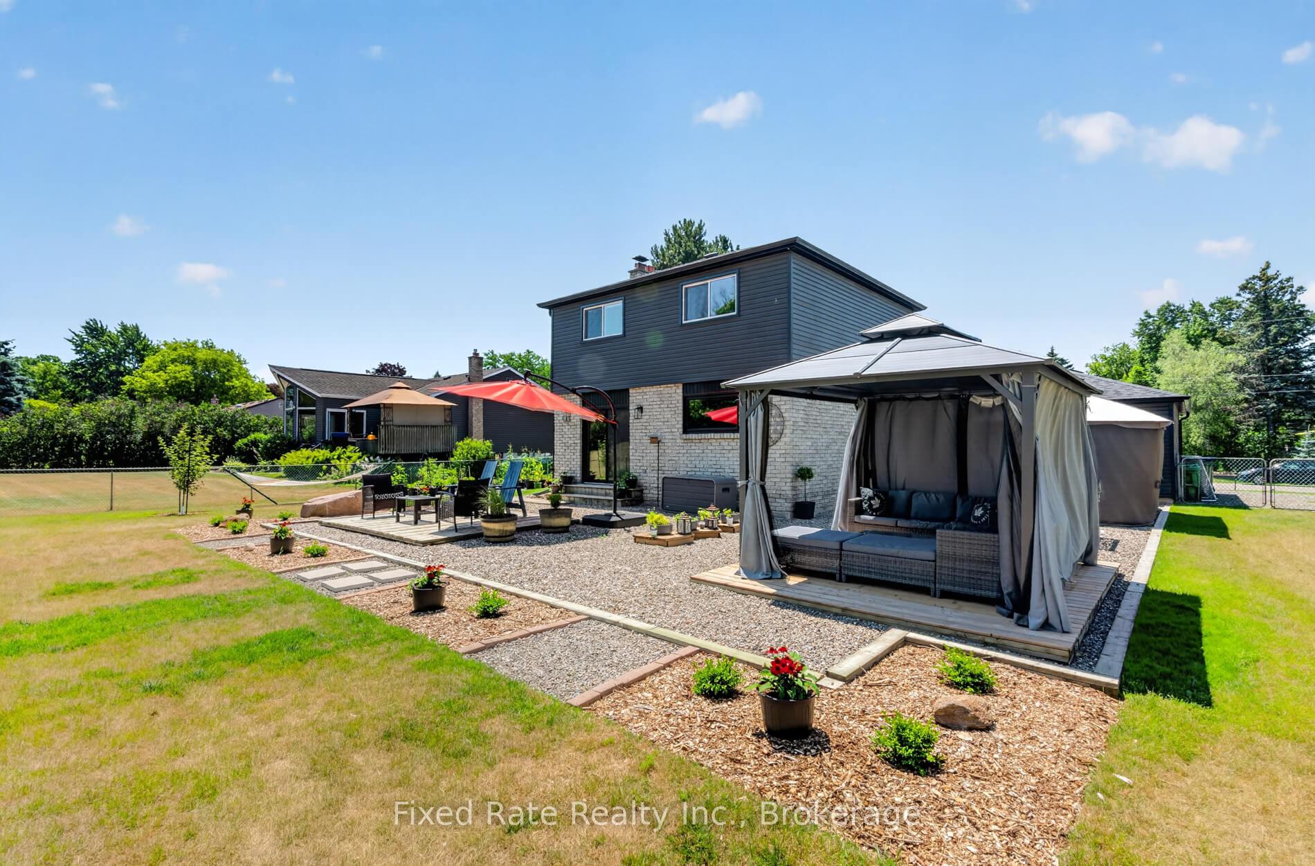 Photo 36 of 66 Holmes Drive, Caledon, Mono Mills — HOMEH