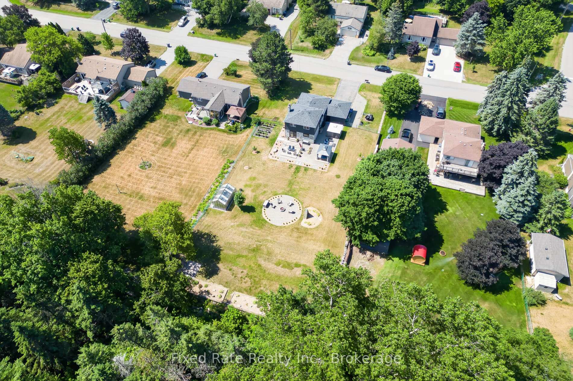 Photo 38 of 66 Holmes Drive, Caledon, Mono Mills — HOMEH