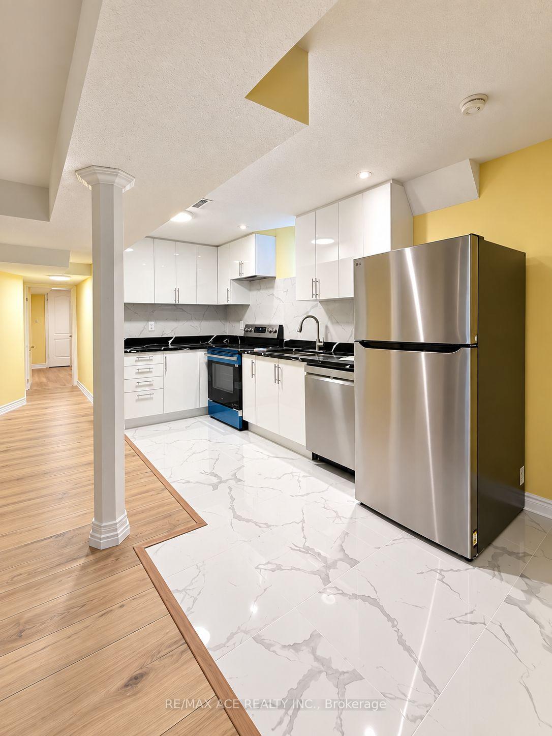 Photo 3 of Unit Bsmt, 57 Steppingstone Trail, Scarborough, Rouge — HOMEH