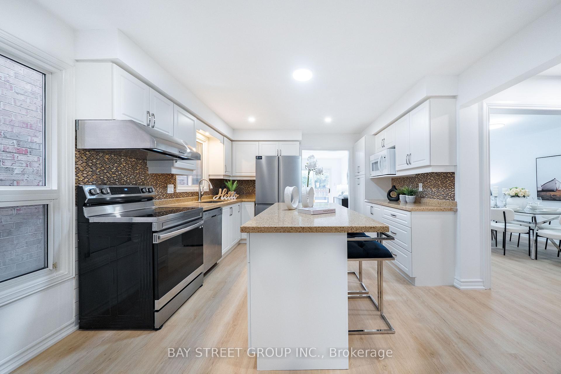 Photo 7 of 45 Thurman Road, Vaughan, Lakeview Estates — HOMEH