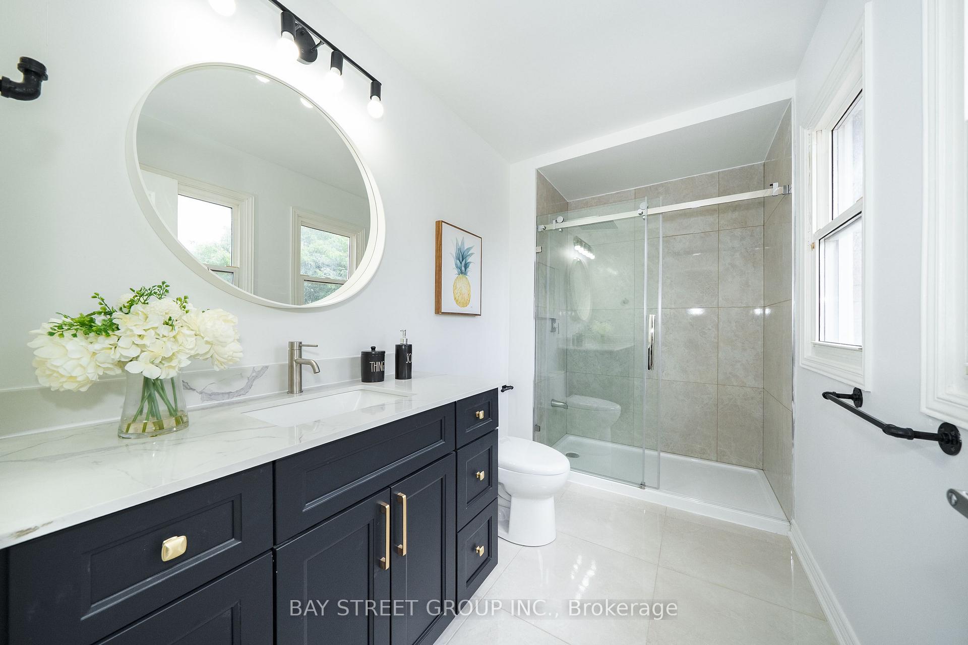 Photo 29 of 45 Thurman Road, Vaughan, Lakeview Estates — HOMEH