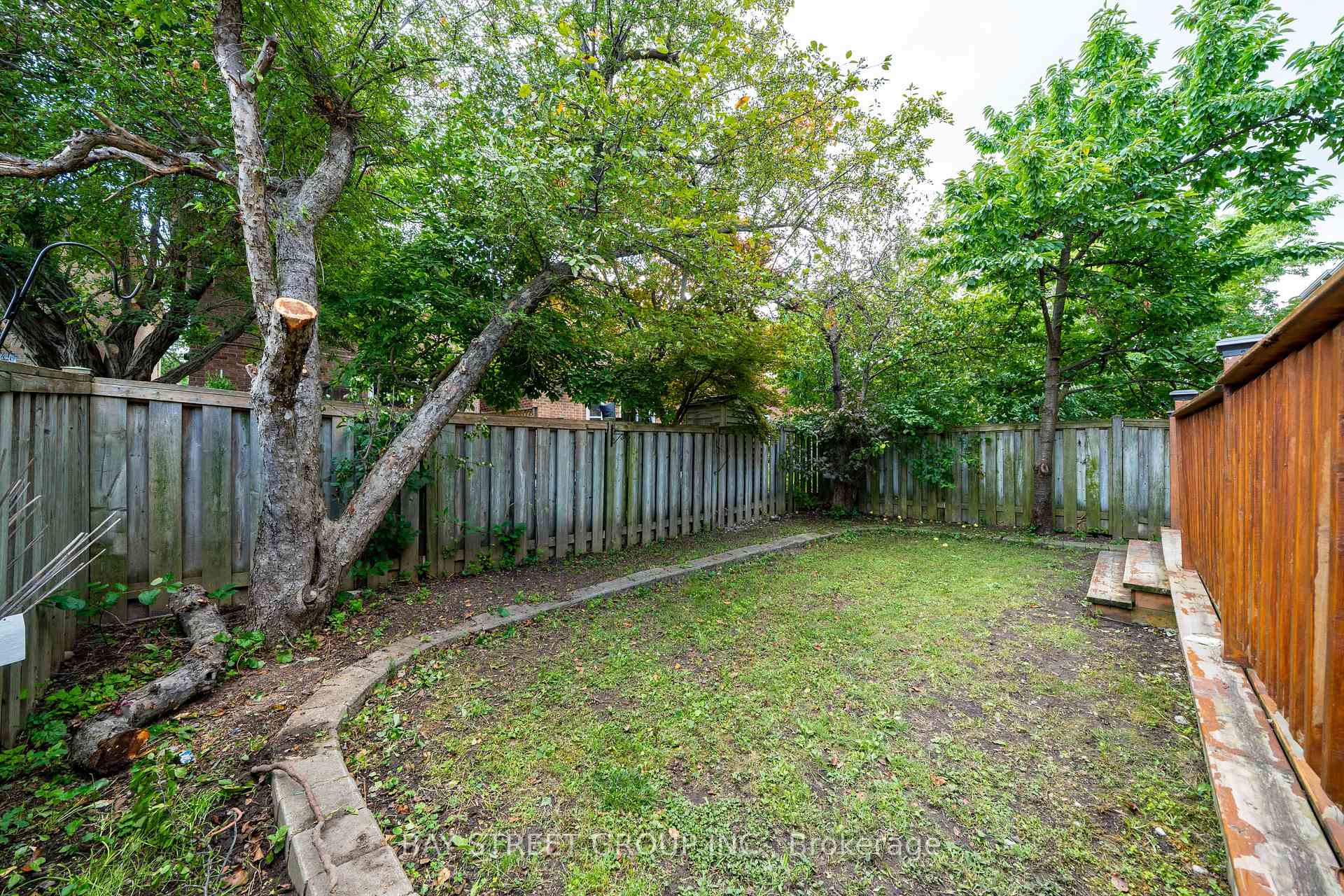 Photo 43 of 45 Thurman Road, Vaughan, Lakeview Estates — HOMEH