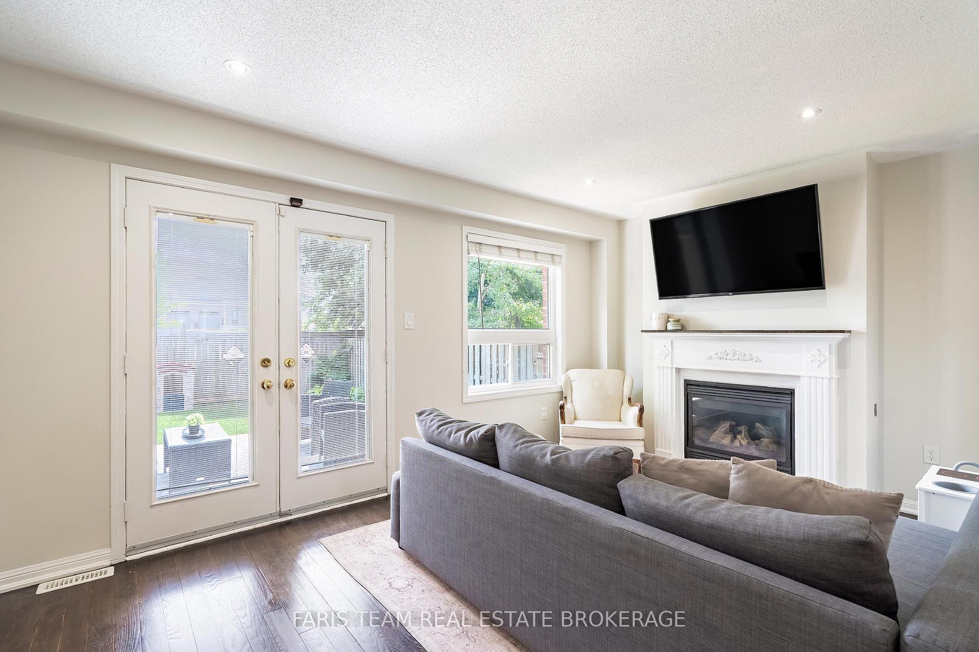 Photo 13 of 57 Winchester Terrace, Barrie, Rural Barrie Southeast — HOMEH