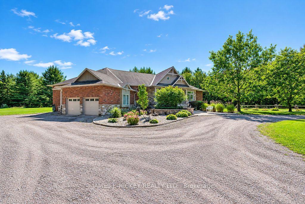 Photo 3 of 182 River Drive, Petawawa, Petawawa — HOMEH