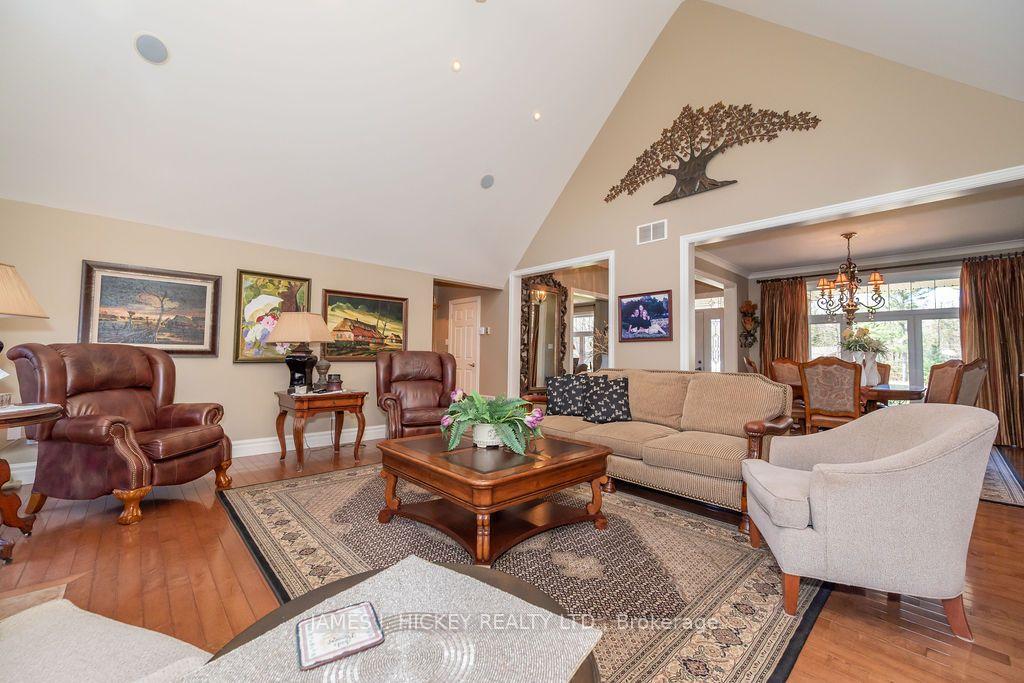 Photo 9 of 182 River Drive, Petawawa, Petawawa — HOMEH