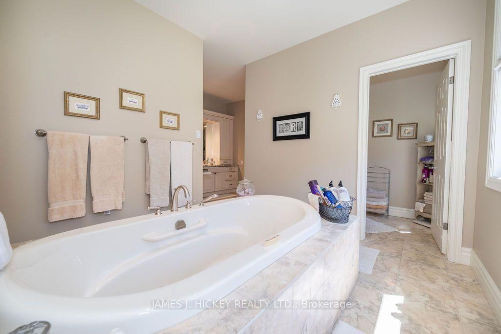 Photo 31 of 182 River Drive, Petawawa, Petawawa — HOMEH