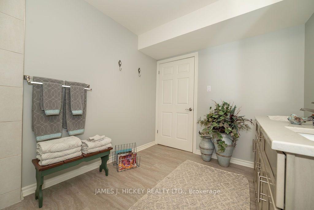Photo 40 of 182 River Drive, Petawawa, Petawawa — HOMEH