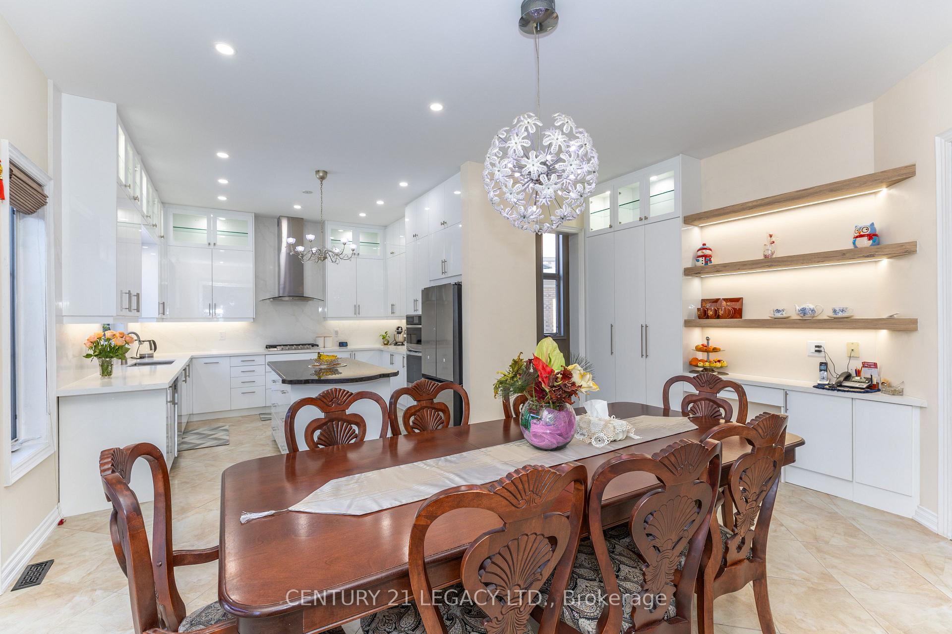 Photo 16 of 34 Cannington Crescent, Brampton, Credit Valley — HOMEH