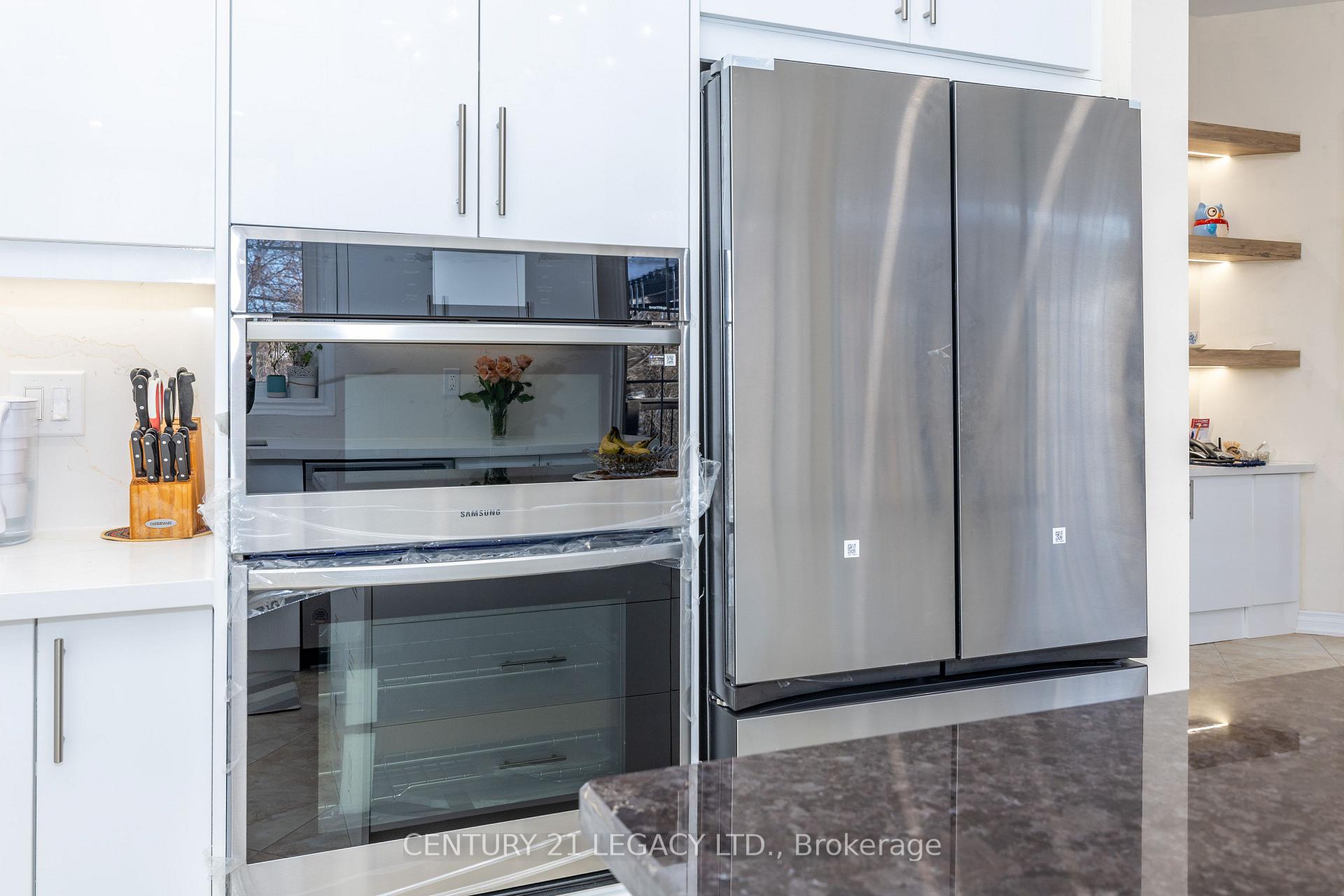 Photo 19 of 34 Cannington Crescent, Brampton, Credit Valley — HOMEH