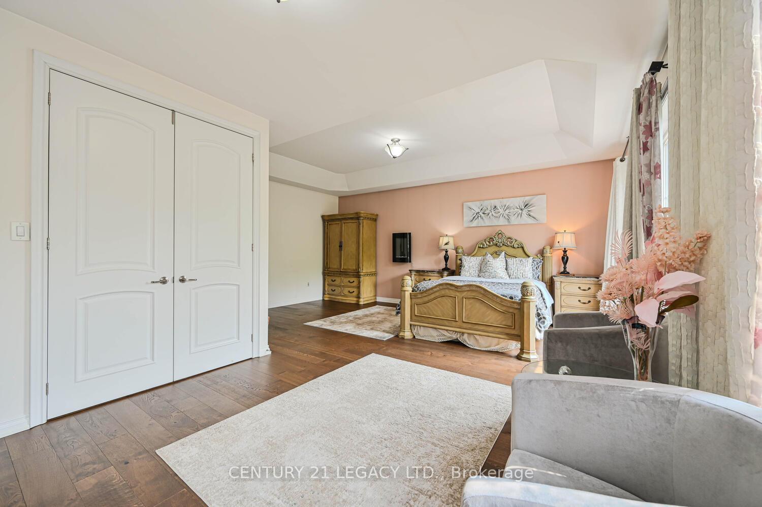 Photo 30 of 34 Cannington Crescent, Brampton, Credit Valley — HOMEH