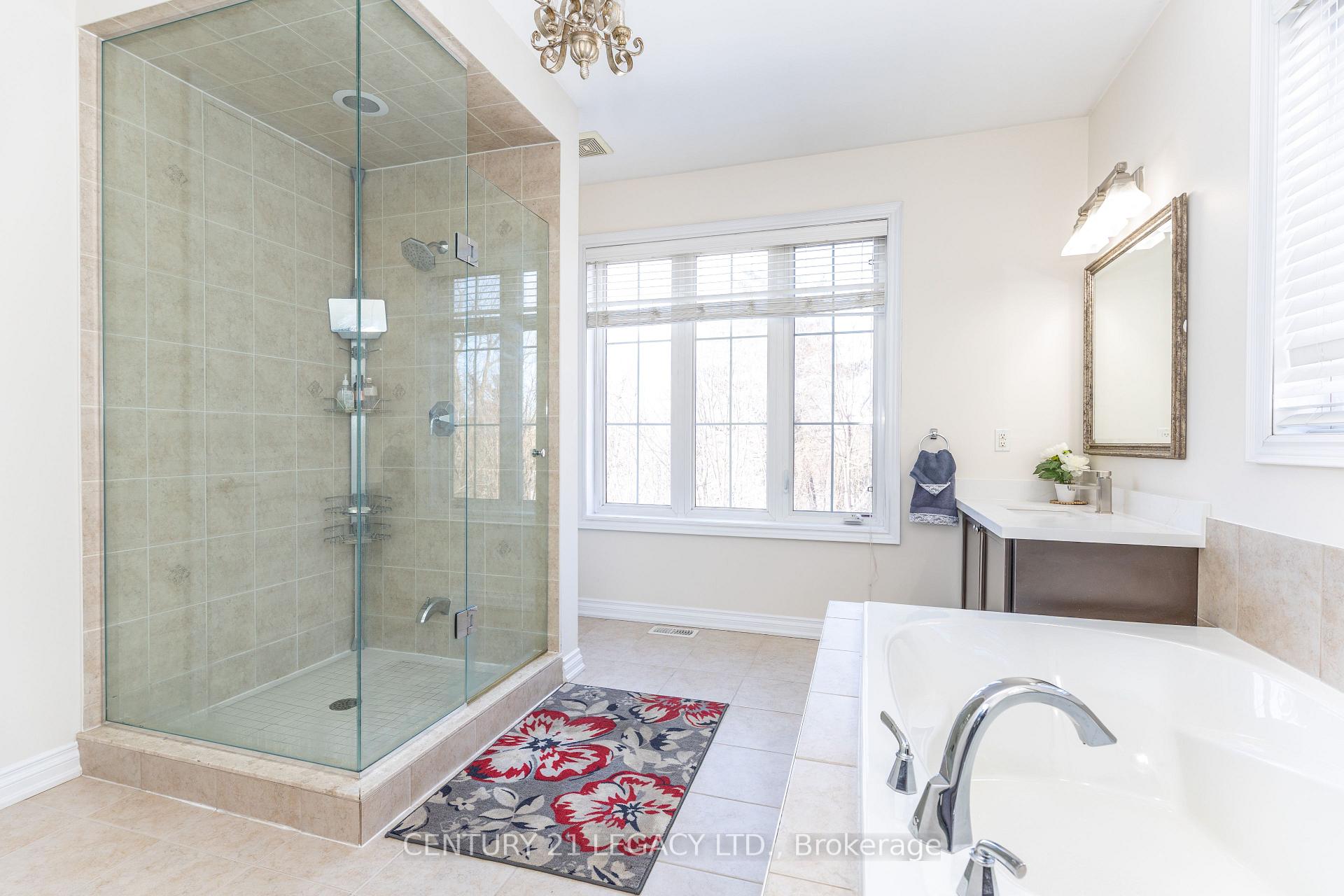 Photo 31 of 34 Cannington Crescent, Brampton, Credit Valley — HOMEH
