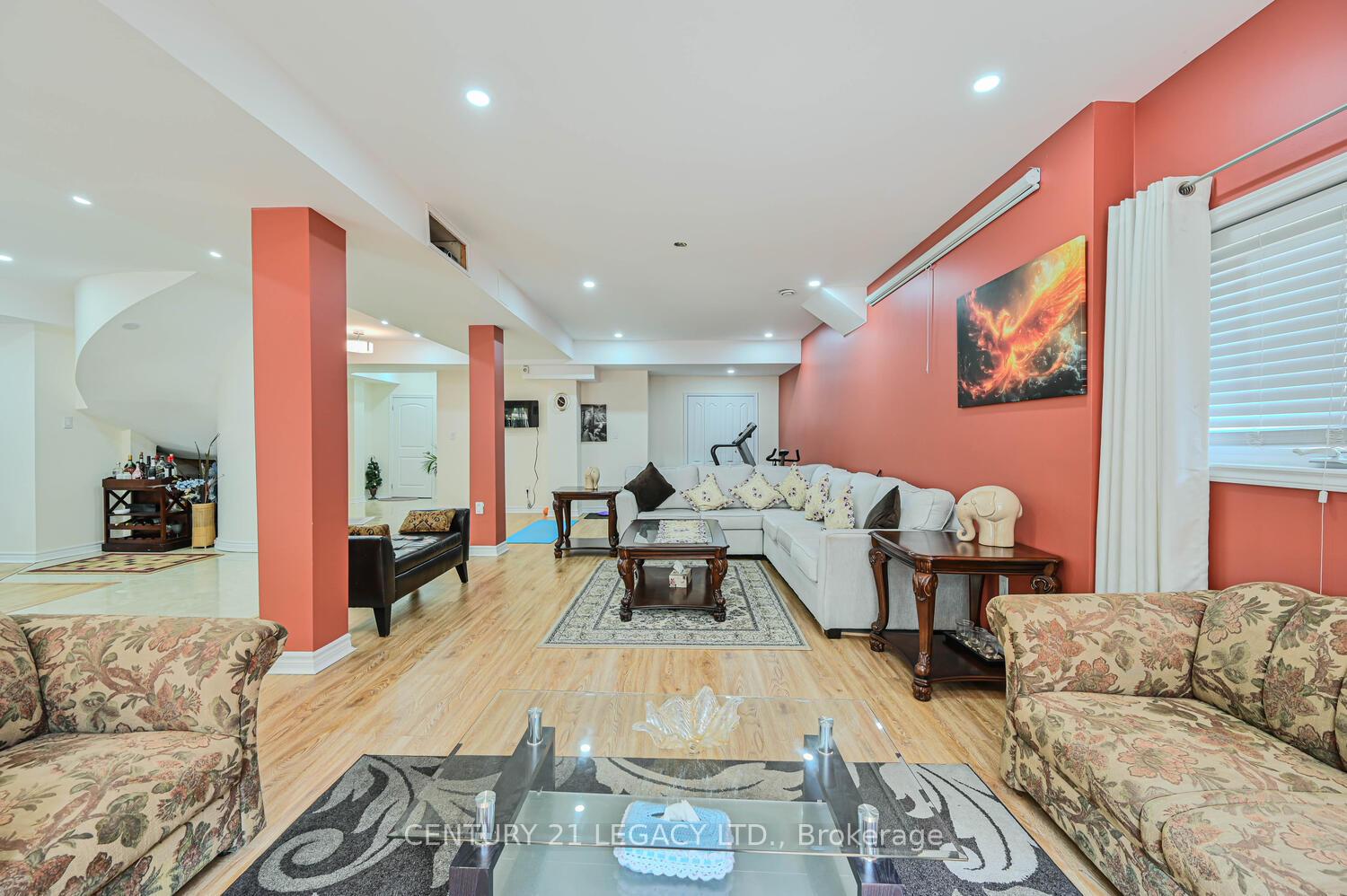 Photo 42 of 34 Cannington Crescent, Brampton, Credit Valley — HOMEH