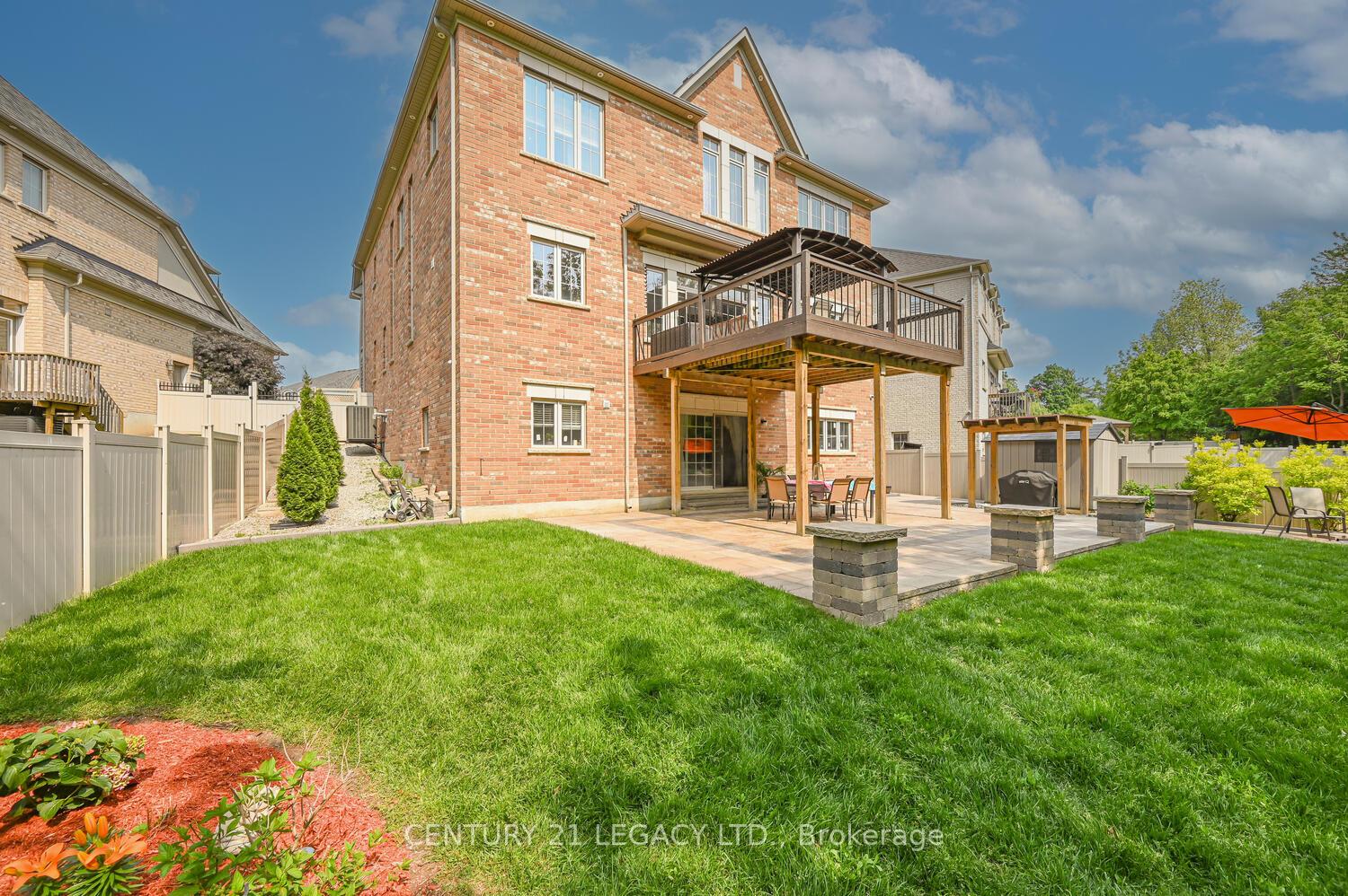 Photo 45 of 34 Cannington Crescent, Brampton, Credit Valley — HOMEH