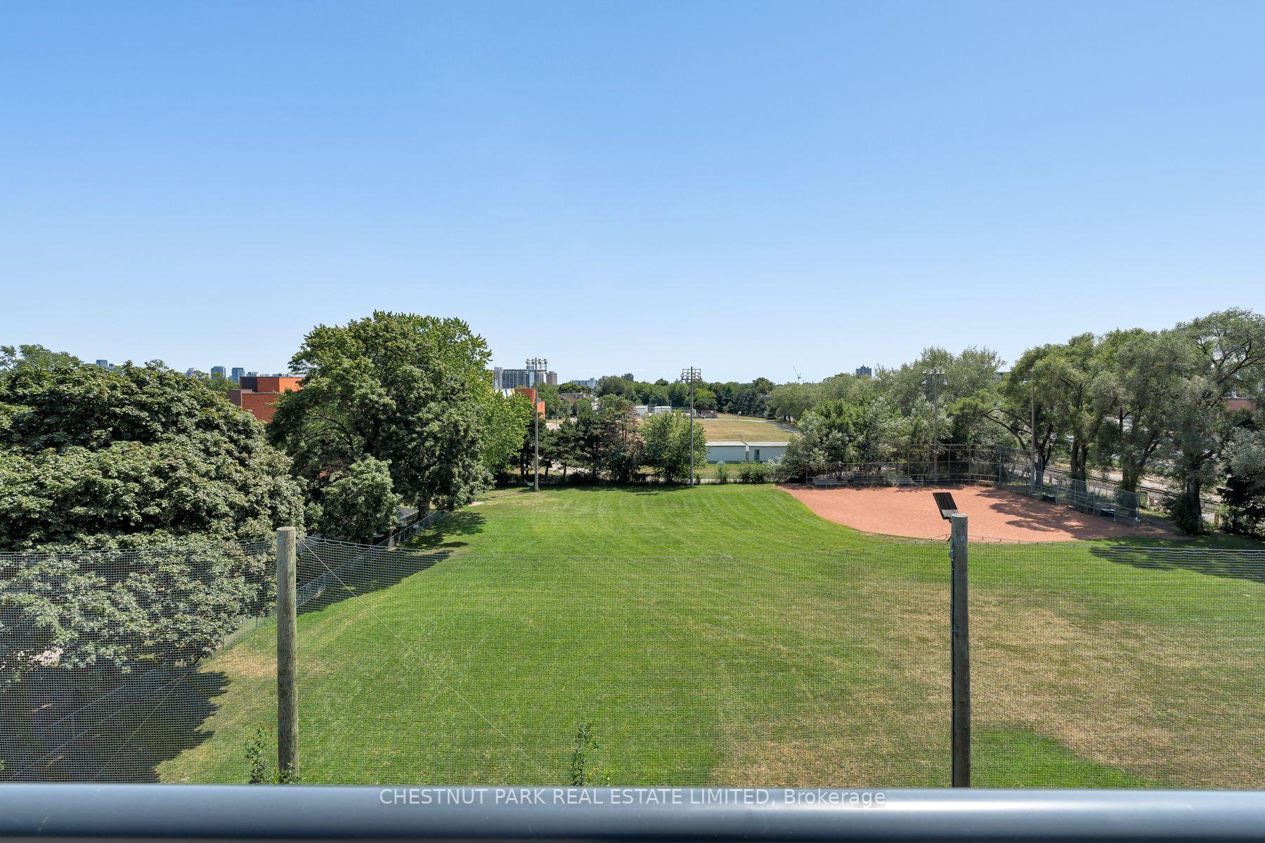 Photo 27 of Unit PH9, 138 St. Helen's Avenue, Toronto, Dufferin Grove — HOMEH