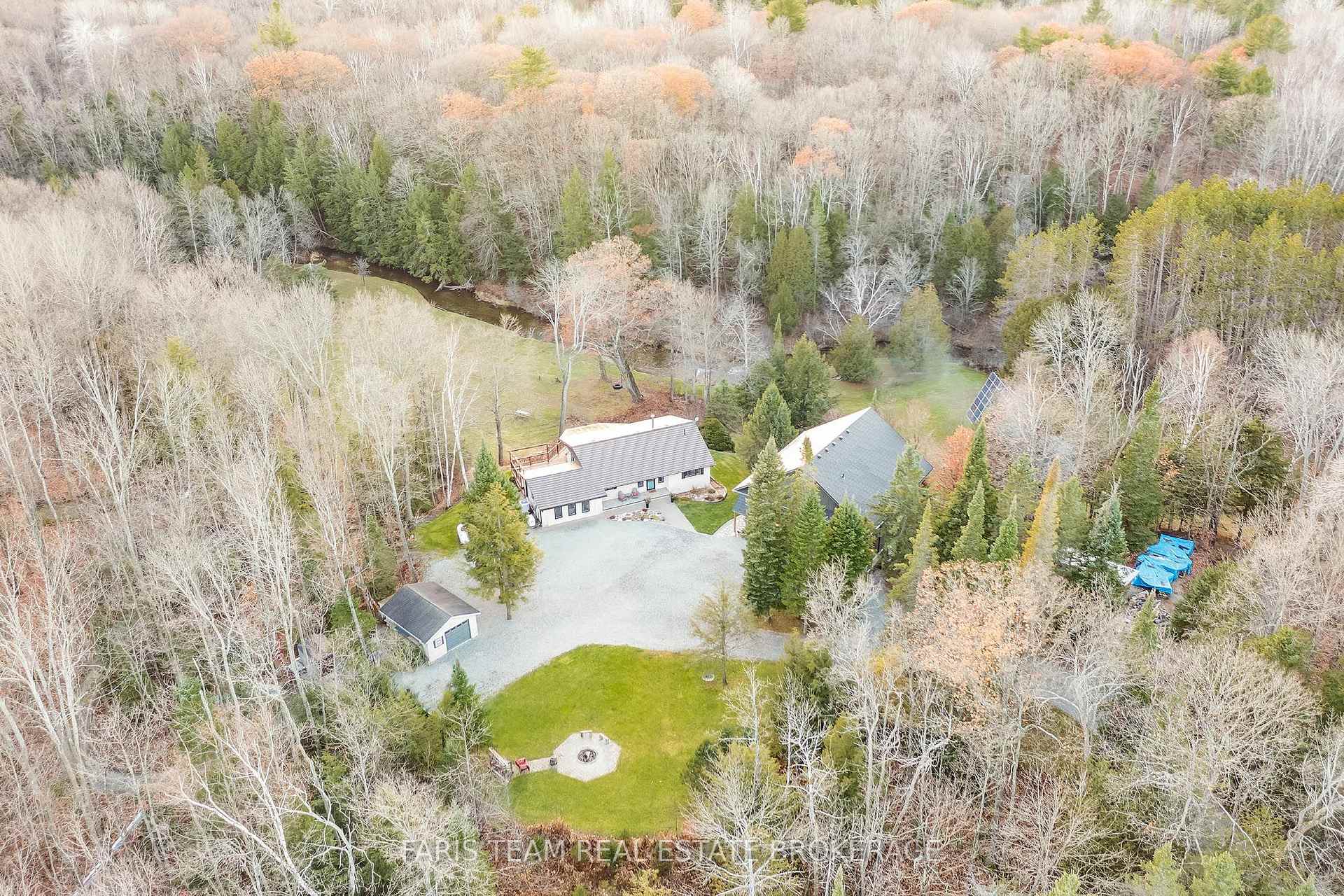Photo 4 of 1520 Rosemount Road, Tay, Rural Tay — HOMEH