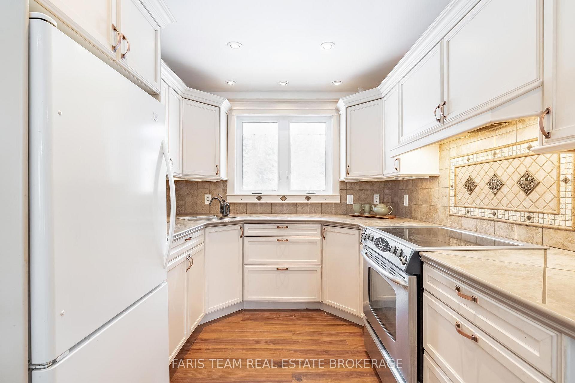 Photo 8 of 1520 Rosemount Road, Tay, Rural Tay — HOMEH