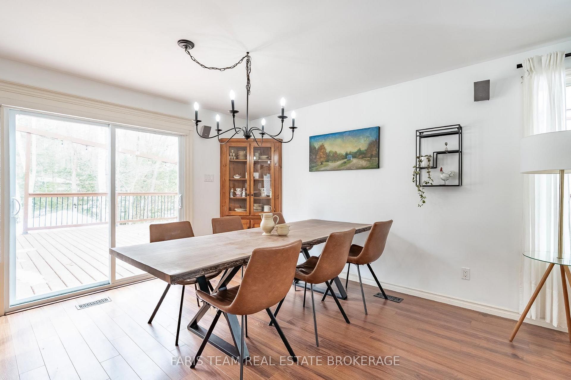 Photo 10 of 1520 Rosemount Road, Tay, Rural Tay — HOMEH