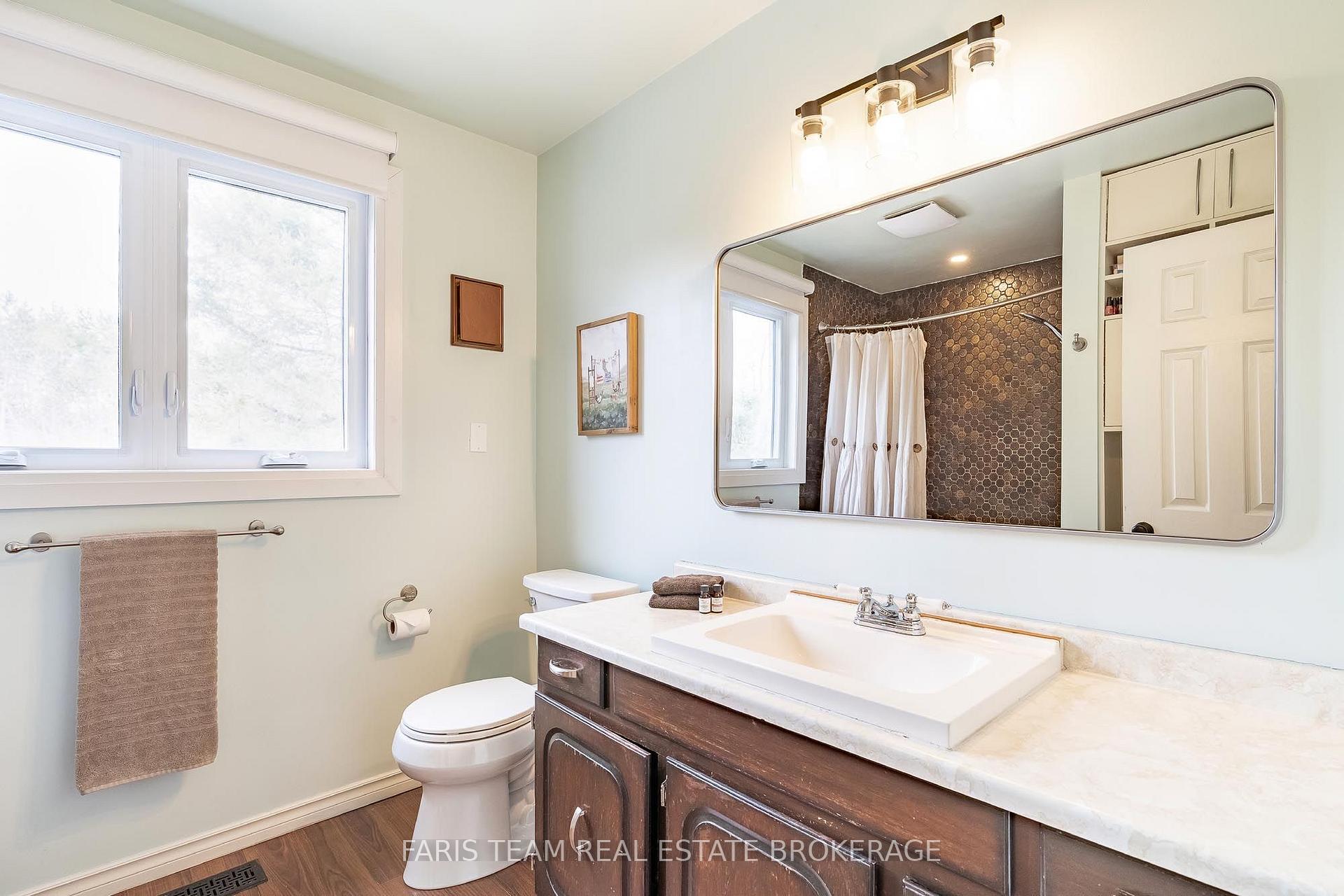 Photo 17 of 1520 Rosemount Road, Tay, Rural Tay — HOMEH