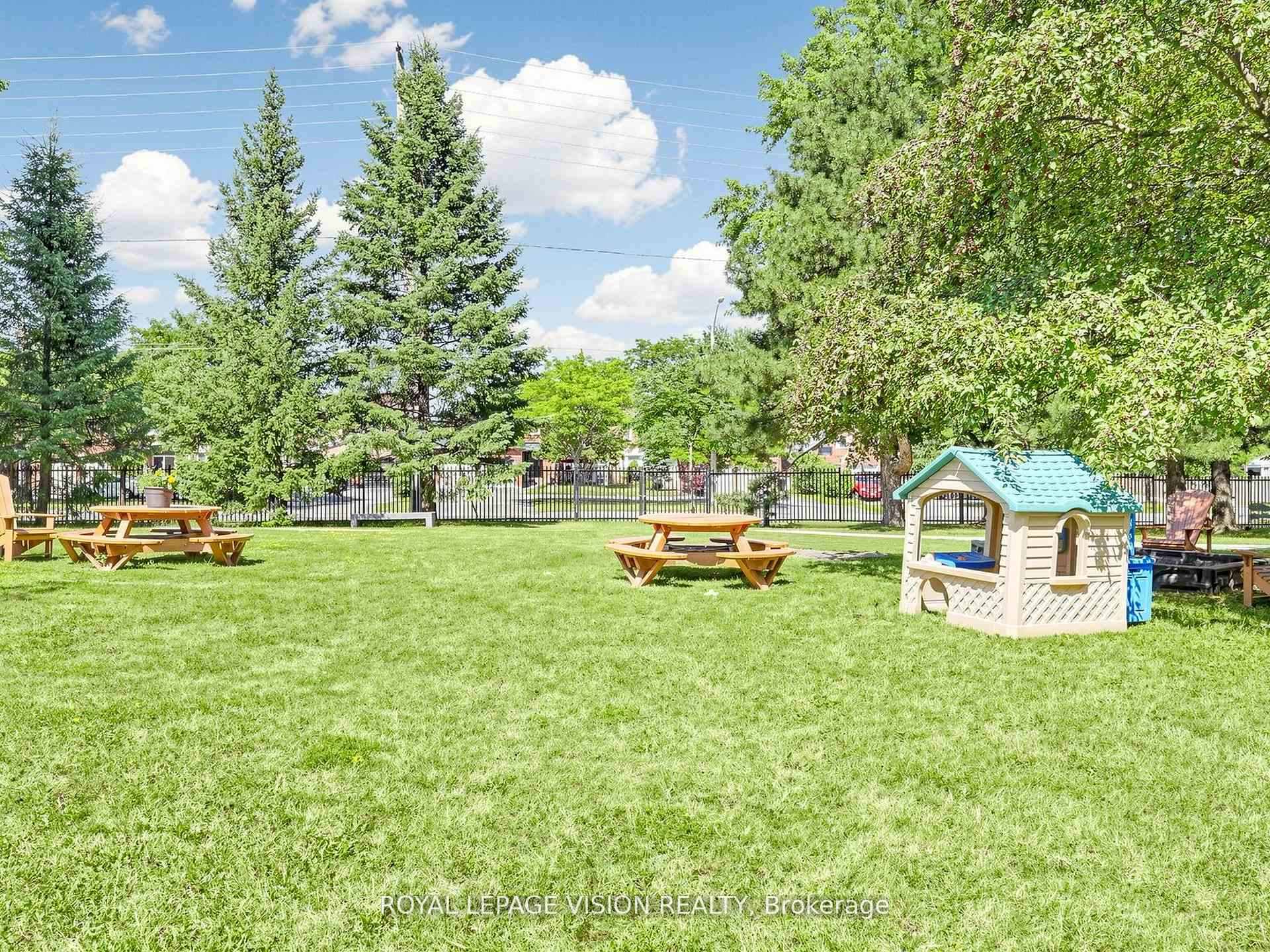 Photo 2 of Unit 419, 11753 Sheppard Avenue E, Scarborough, Rouge — HOMEH