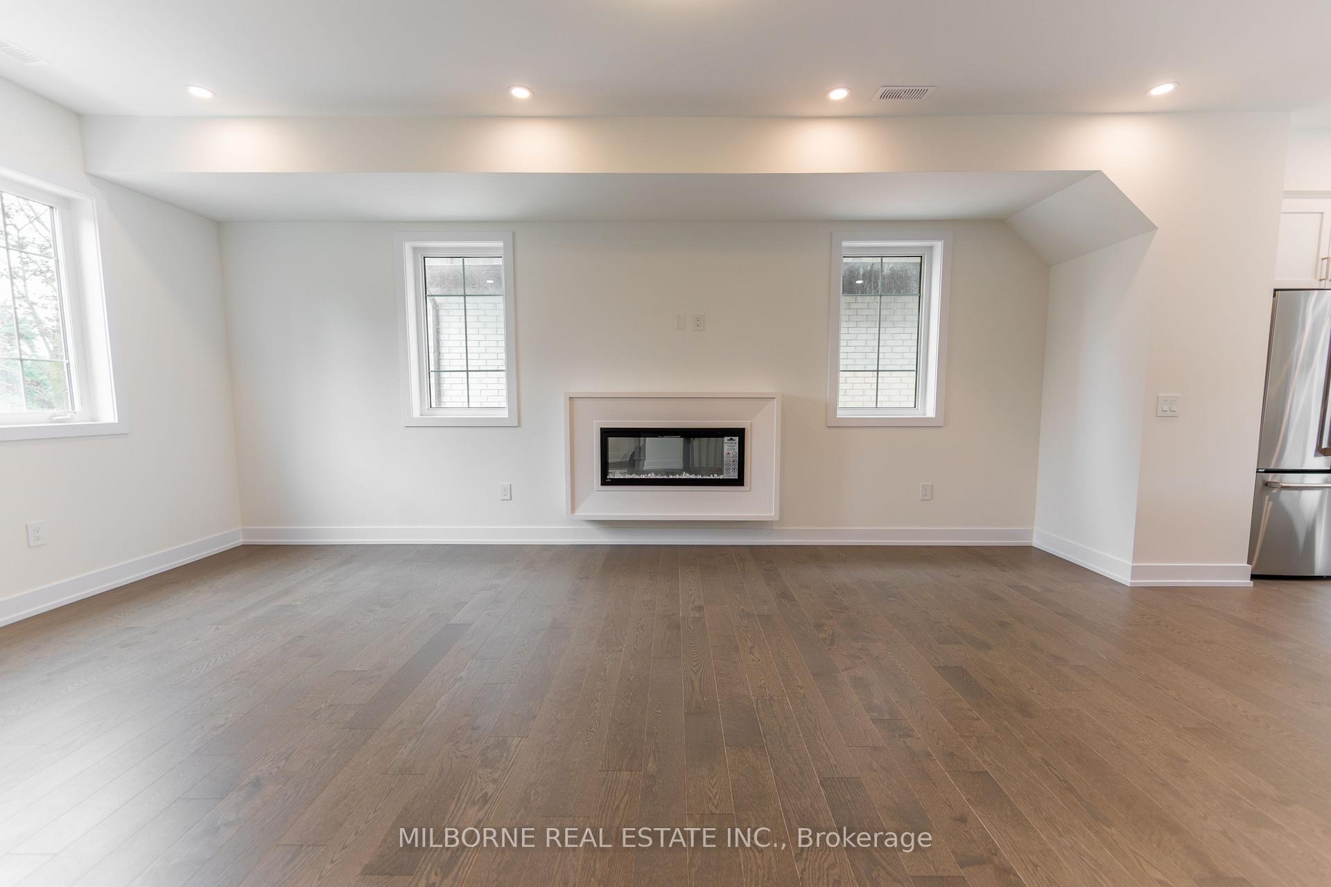 Photo 12 of 38 Fred Beaton Place, King, King City — HOMEH