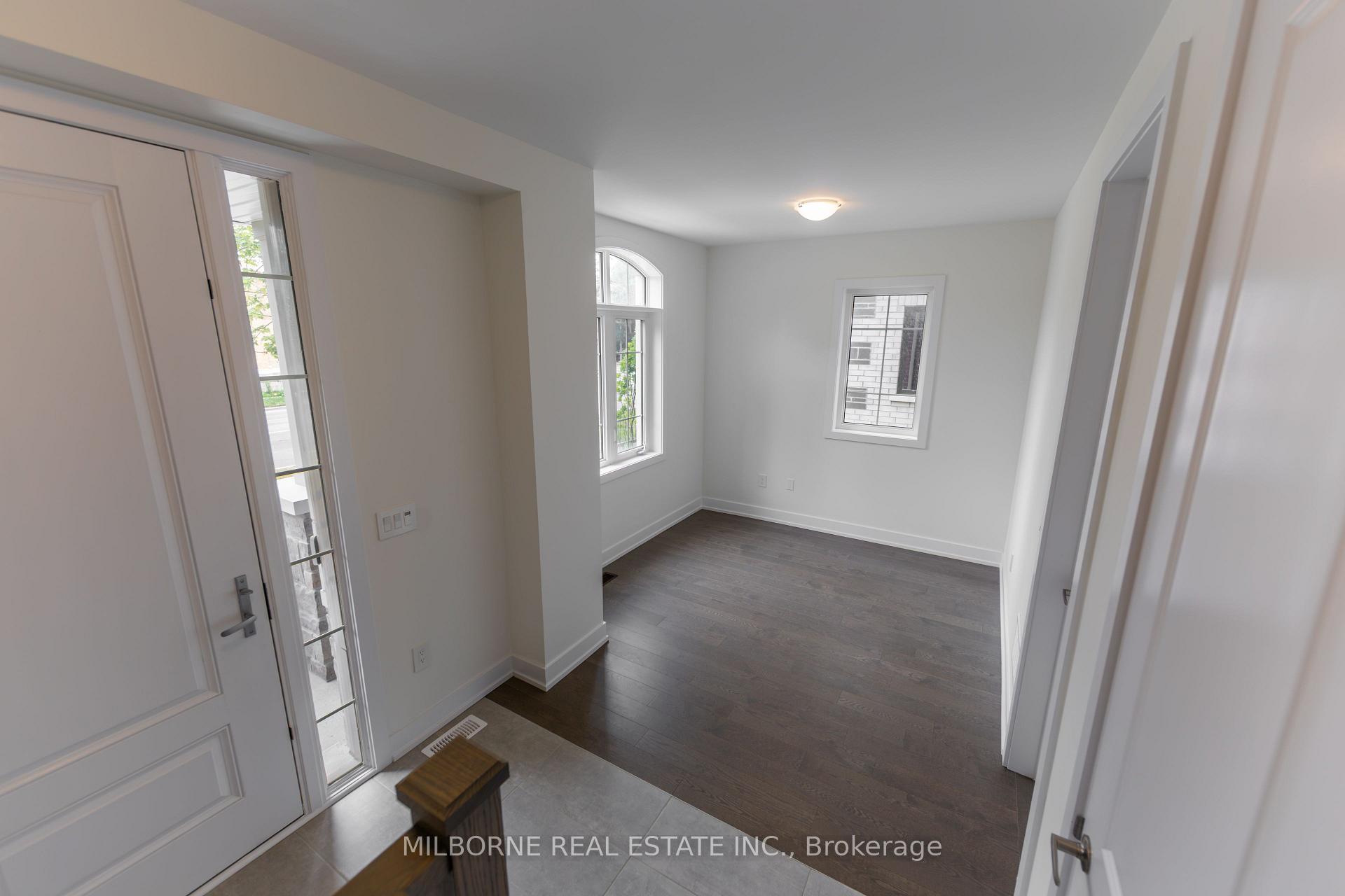 Photo 21 of 38 Fred Beaton Place, King, King City — HOMEH