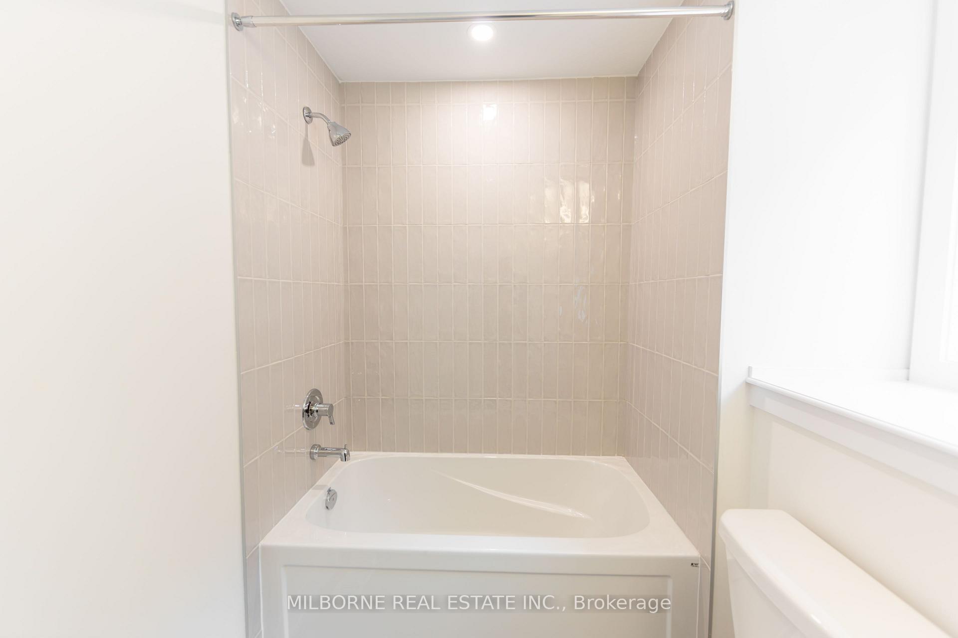 Photo 25 of 38 Fred Beaton Place, King, King City — HOMEH