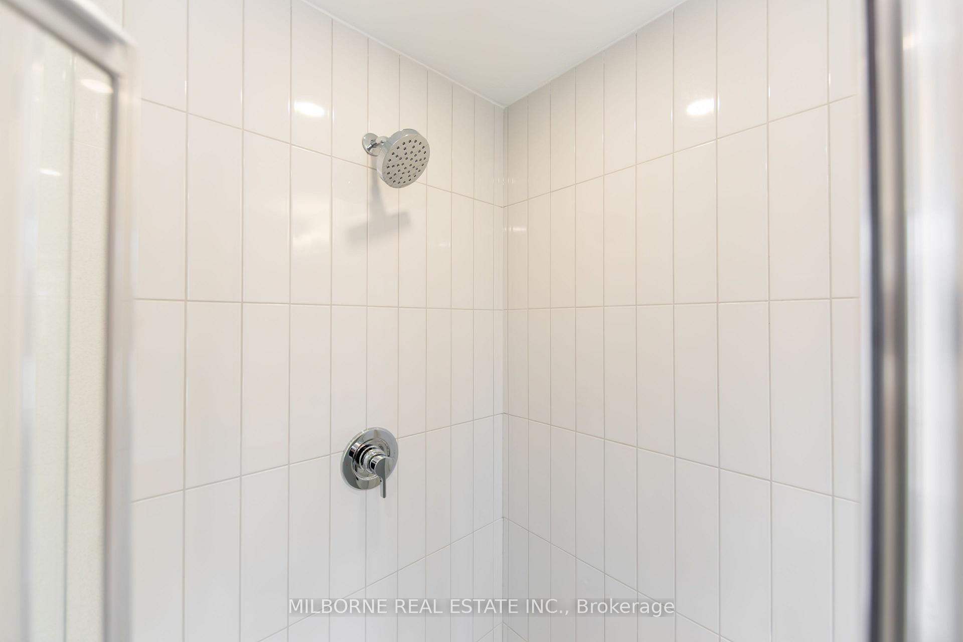 Photo 29 of 38 Fred Beaton Place, King, King City — HOMEH